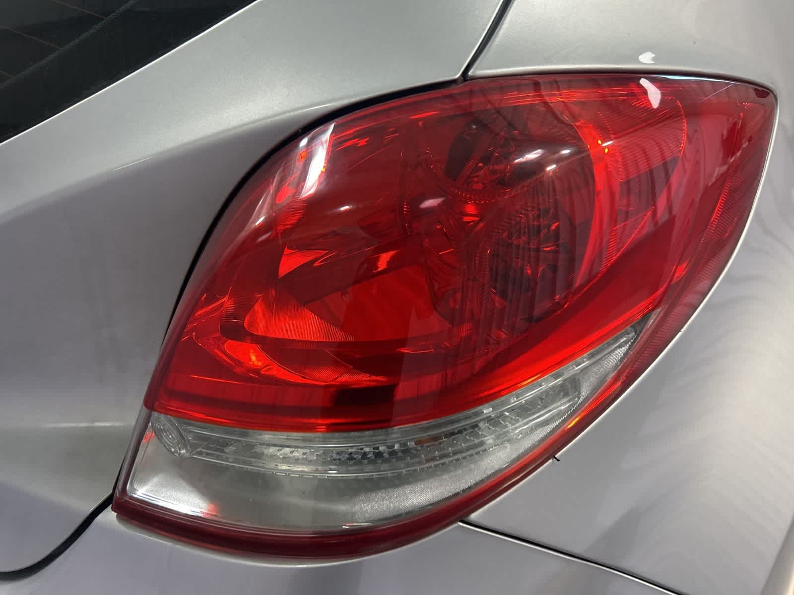 Thumbnail: 2015 Hyundai Veloster - 9