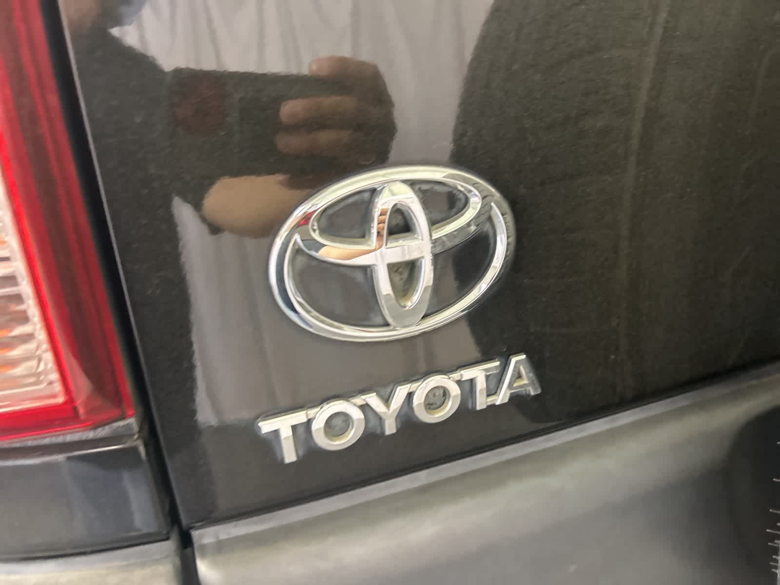 Thumbnail: 2008 Toyota FJ Cruiser - 12