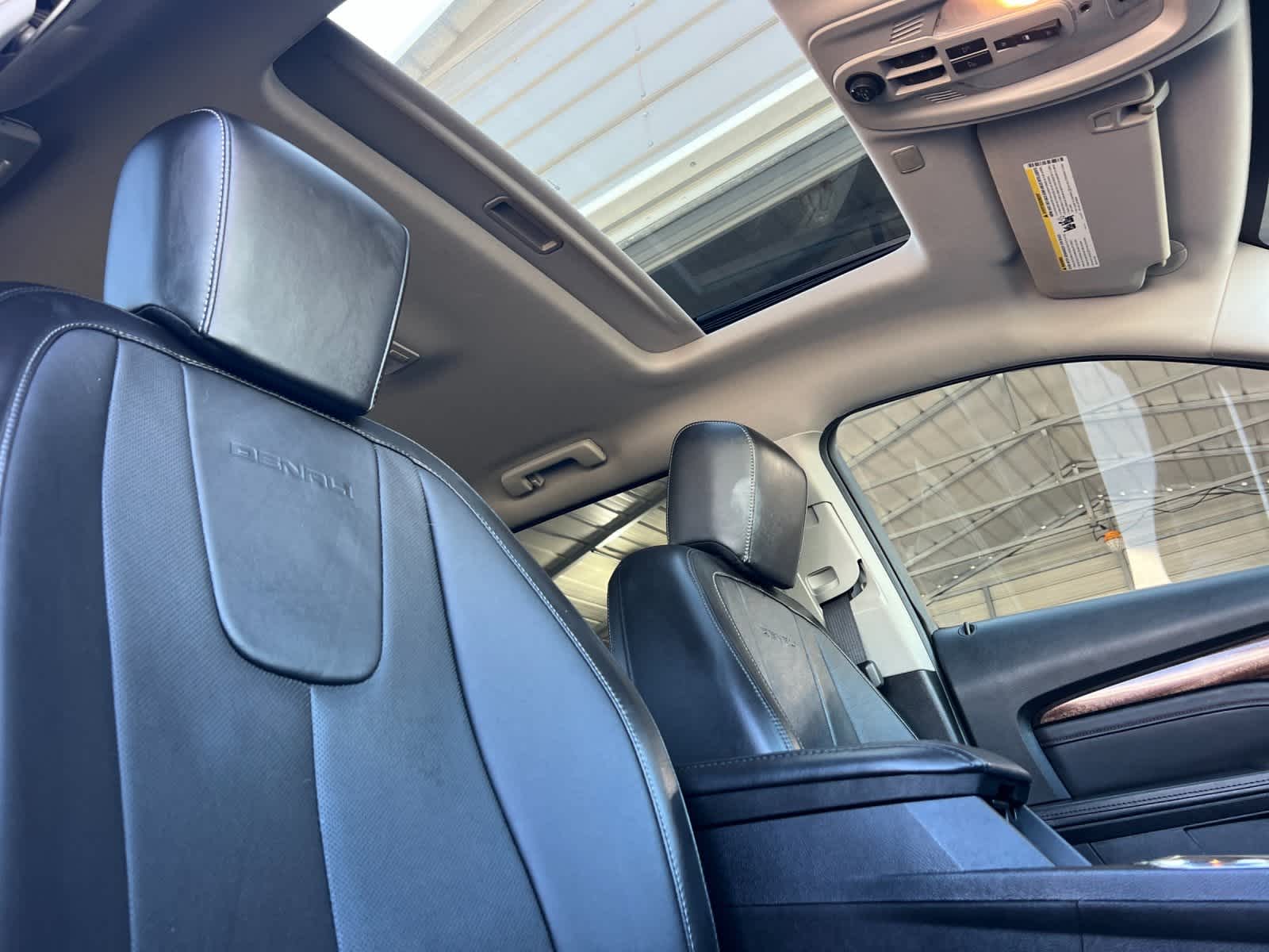 Thumbnail: 2017 GMC Terrain - 18