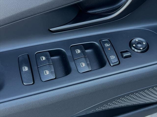 Thumbnail: 2025 Hyundai Elantra - 14