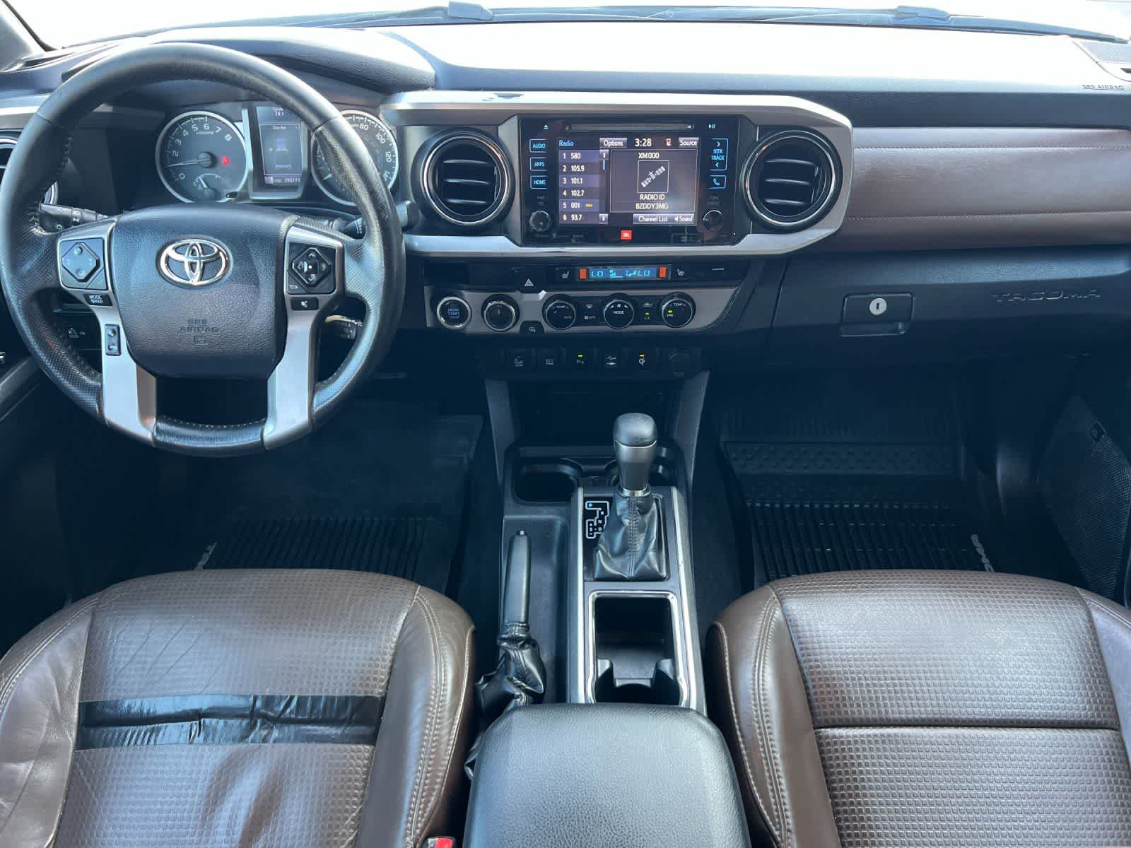 Thumbnail: 2017 Toyota Tacoma - 4