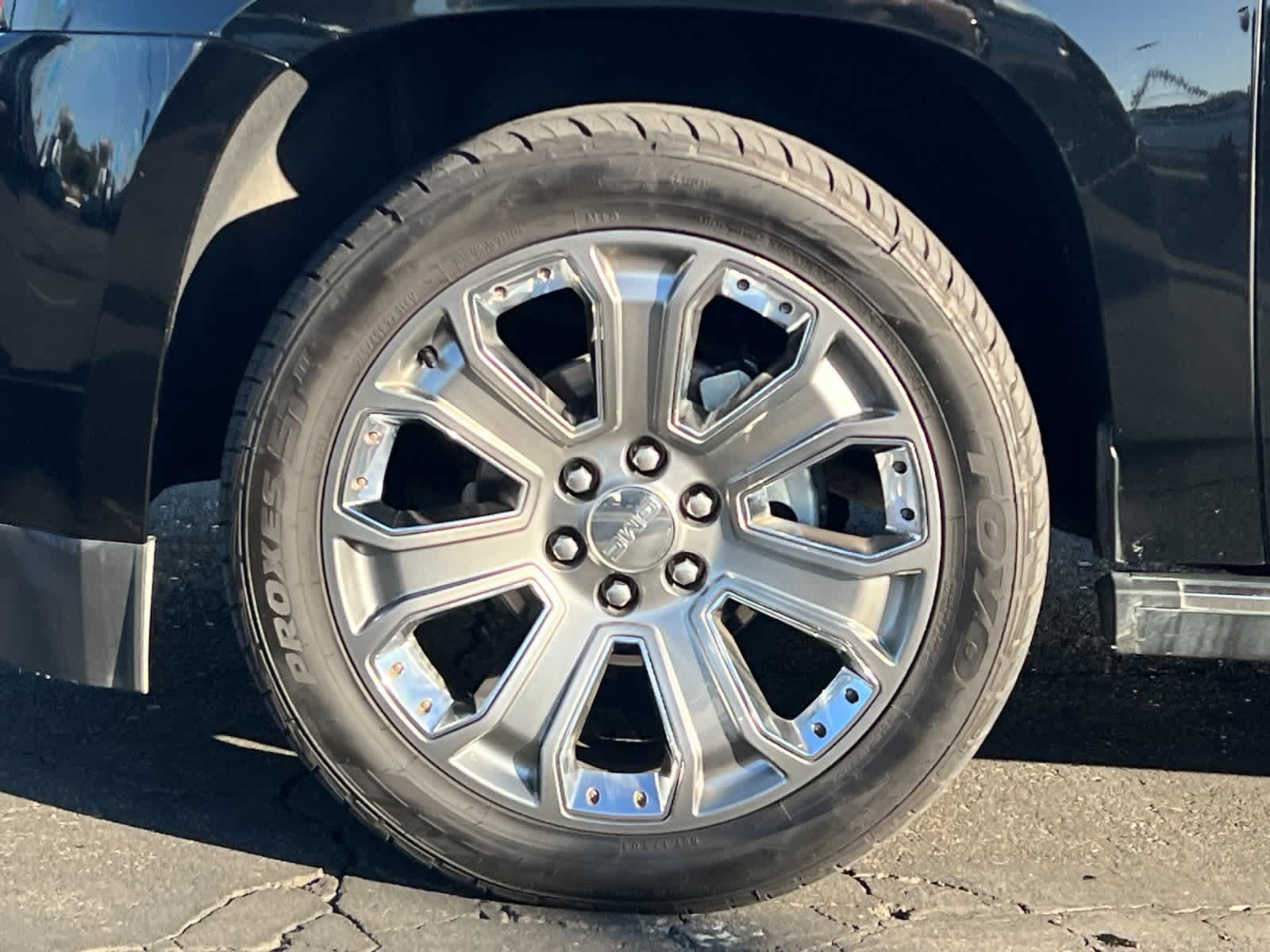 Thumbnail: 2016 GMC Yukon - 28