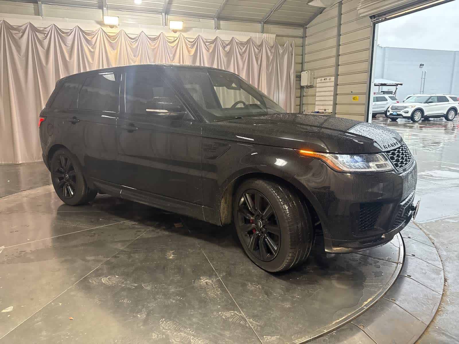 Thumbnail: 2020 Land Rover Range Rover Sport - 3