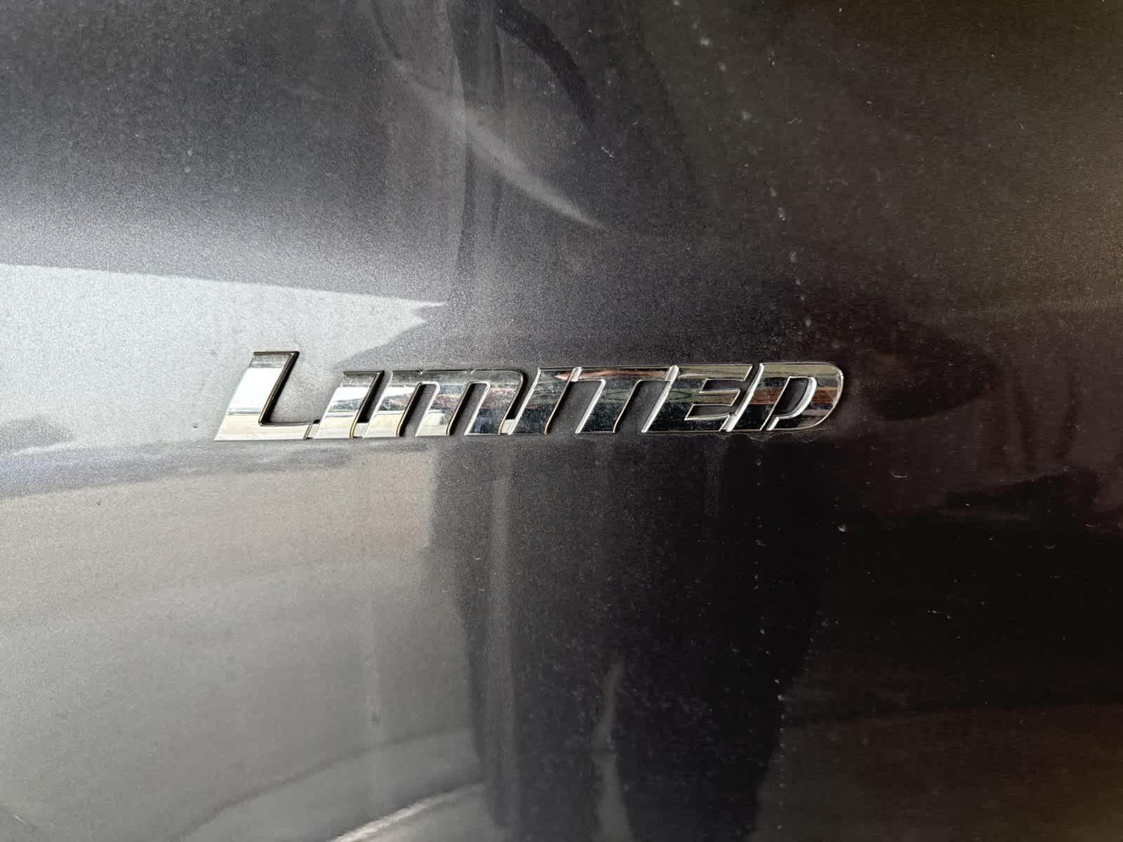 Thumbnail: 2013 Toyota Highlander - 16