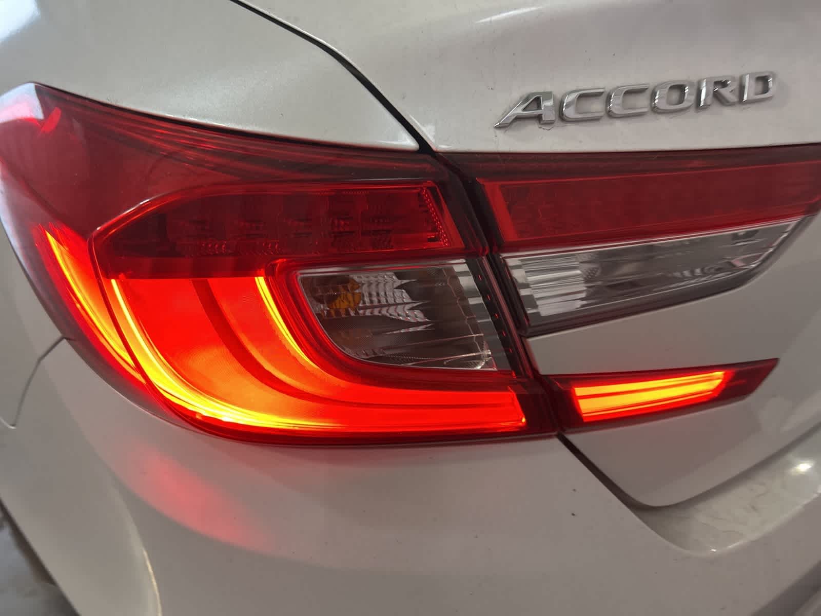 Thumbnail: 2018 Honda Accord - 13