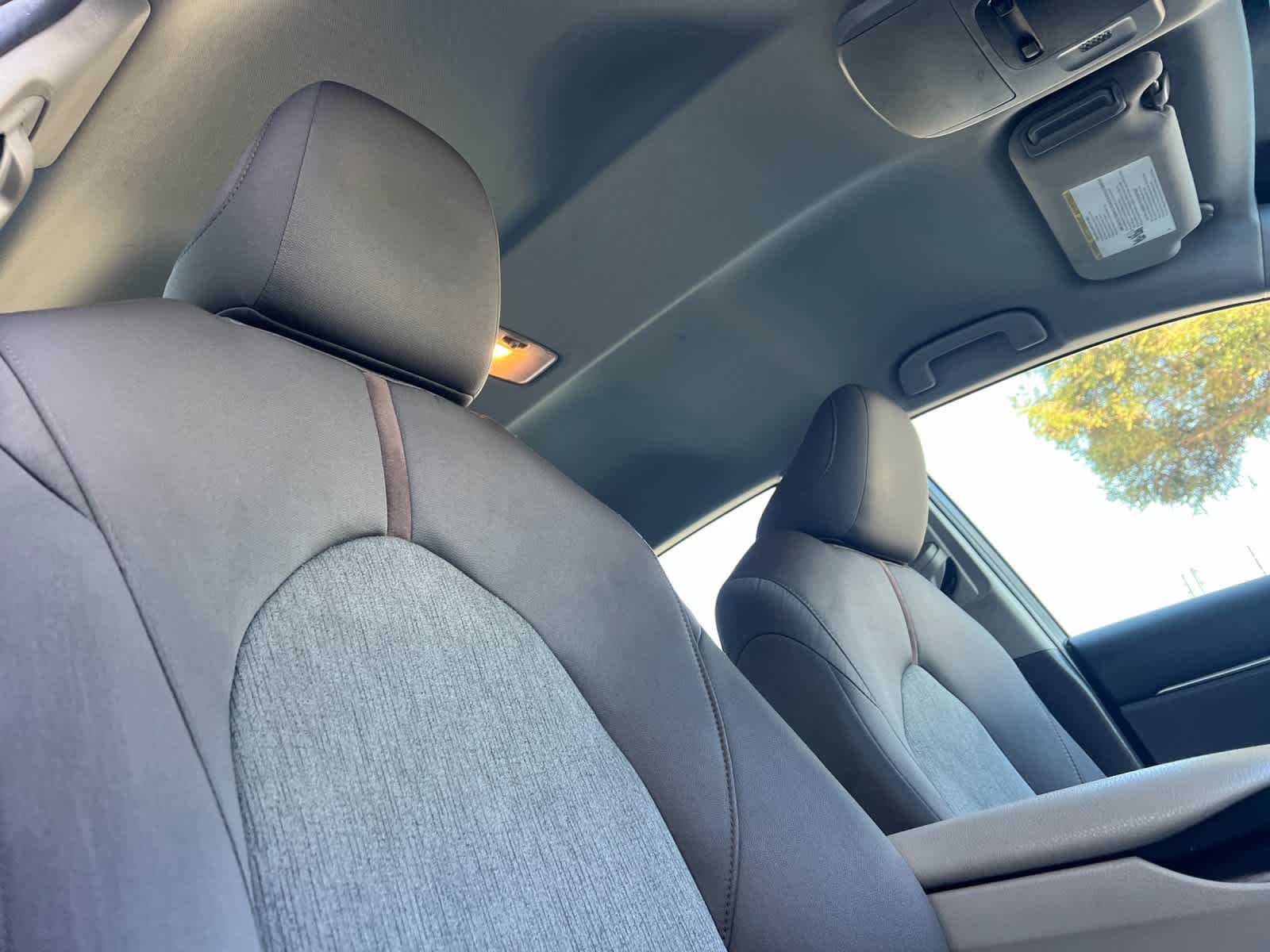 Thumbnail: 2018 Toyota Camry - 17