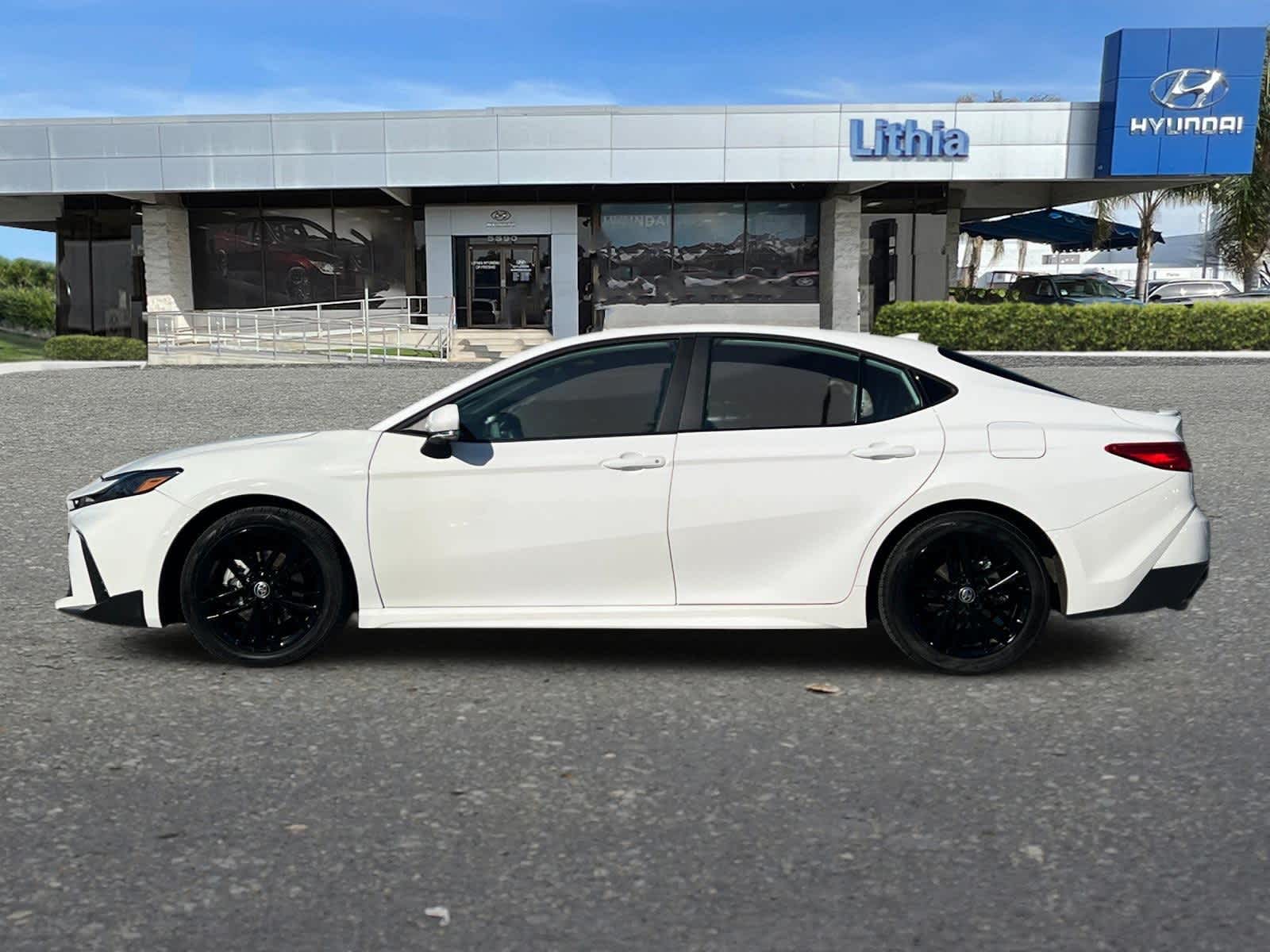 Thumbnail: 2025 Toyota Camry - 6