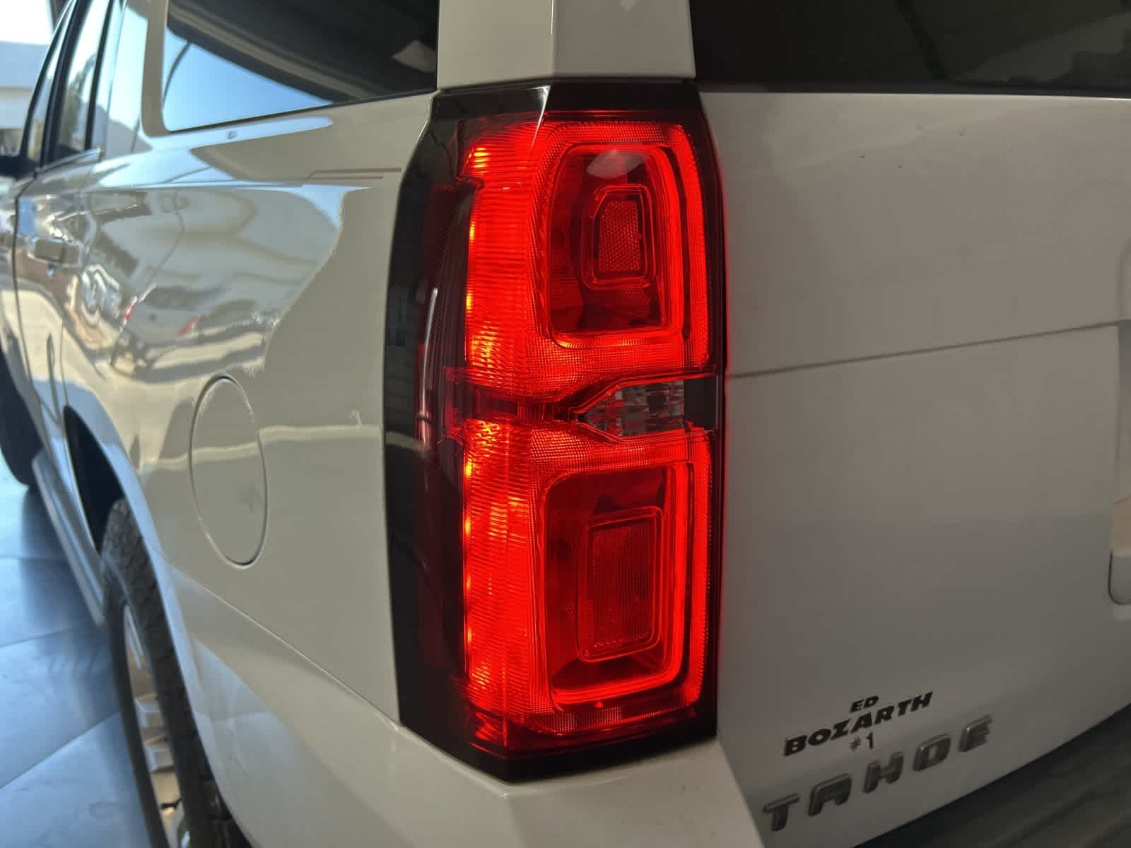 Thumbnail: 2017 Chevrolet Tahoe - 13