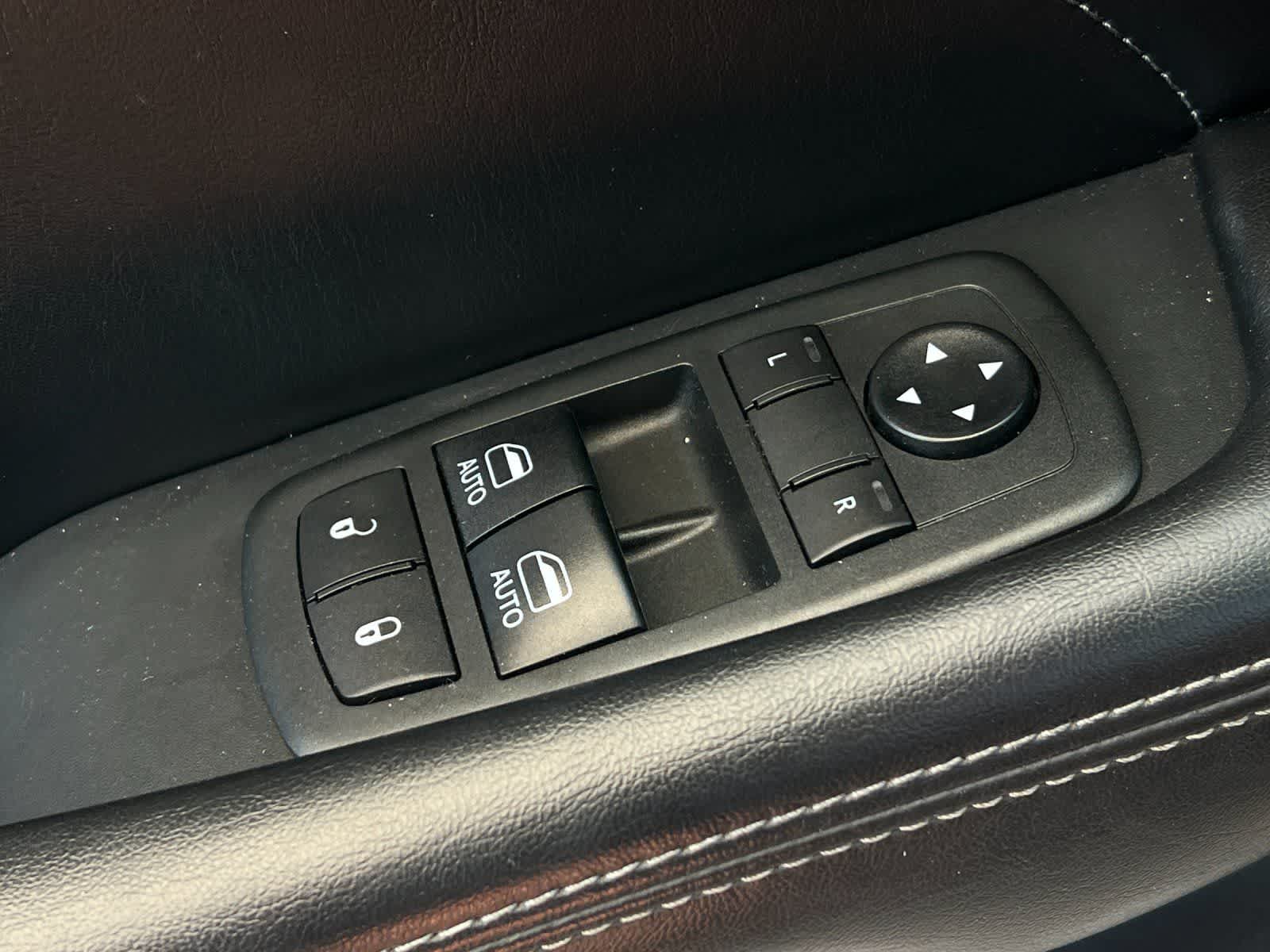 Thumbnail: 2021 Dodge Challenger - 14