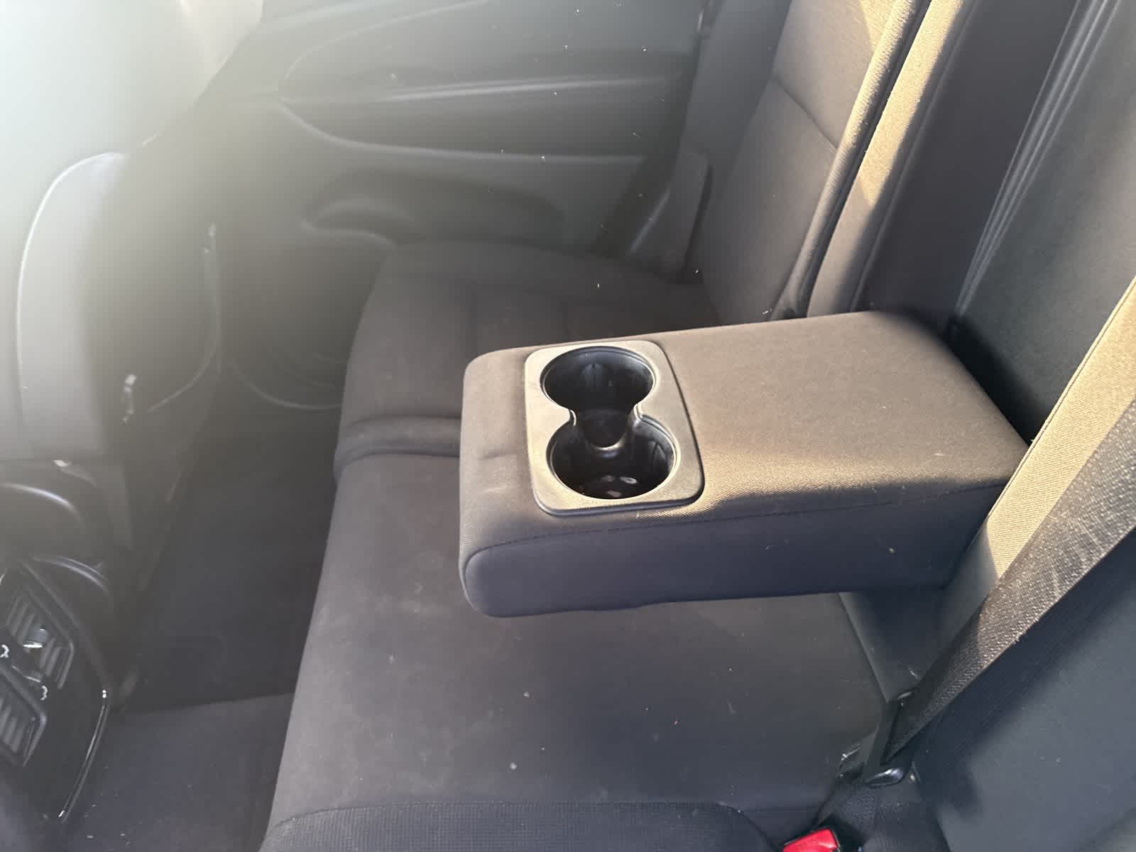 Thumbnail: 2015 Jeep Grand Cherokee - 17