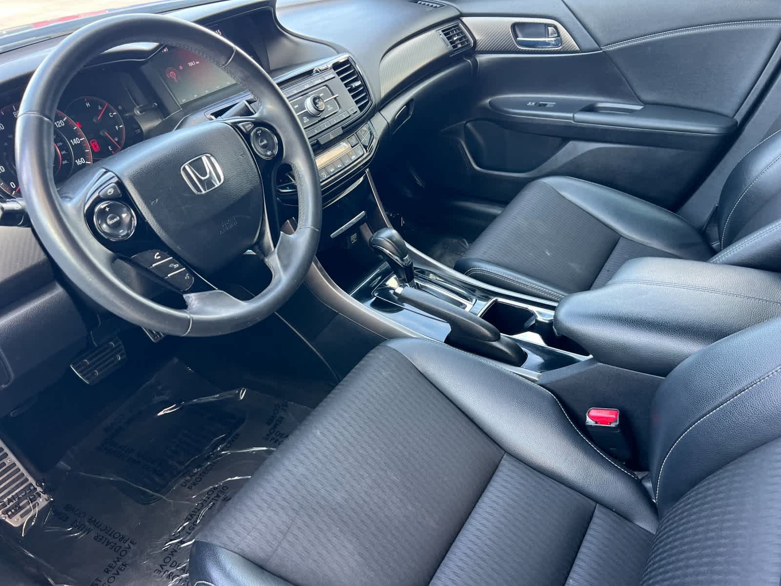 Thumbnail: 2017 Honda Accord - 11