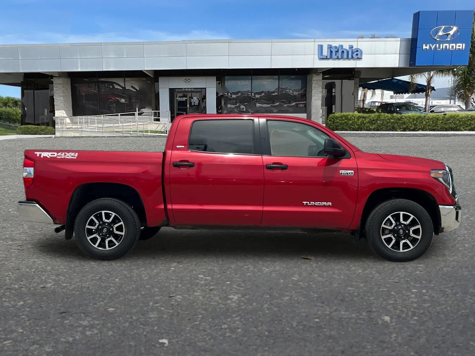 Thumbnail: 2021 Toyota Tundra - 9