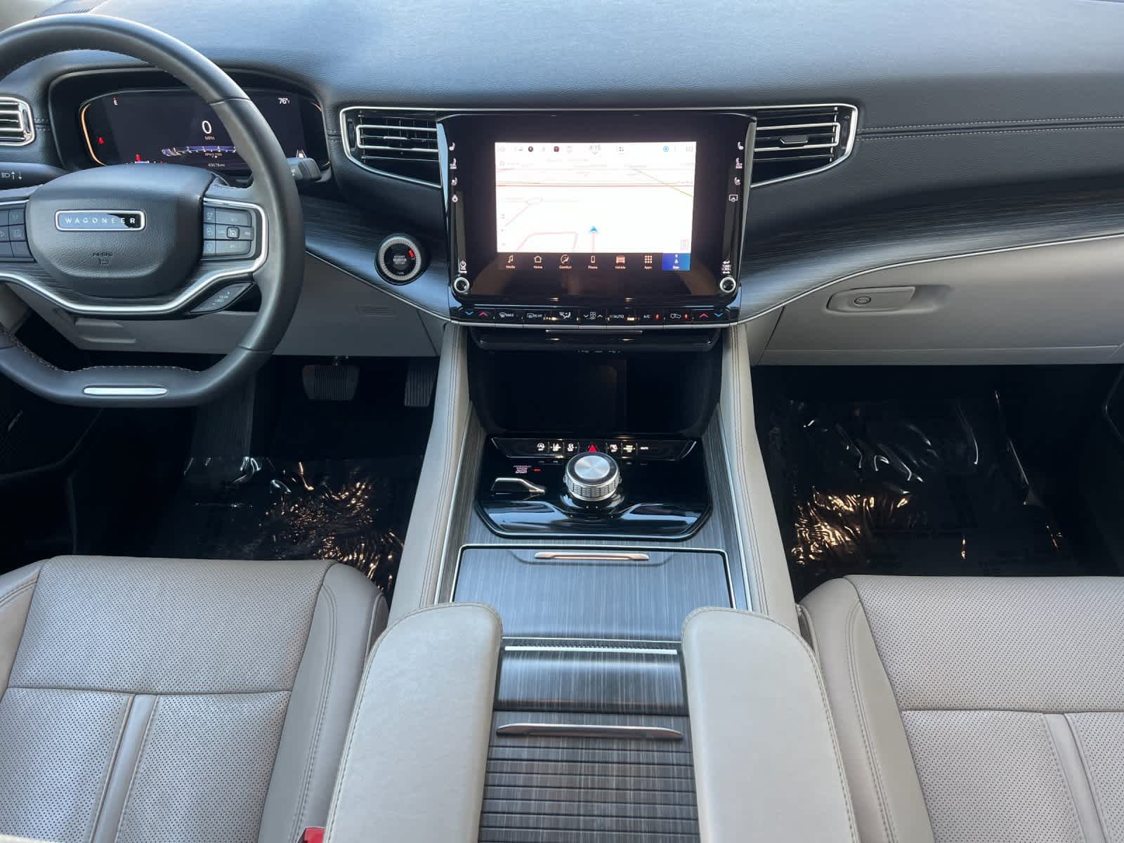 Thumbnail: 2024 Jeep Wagoneer - 4