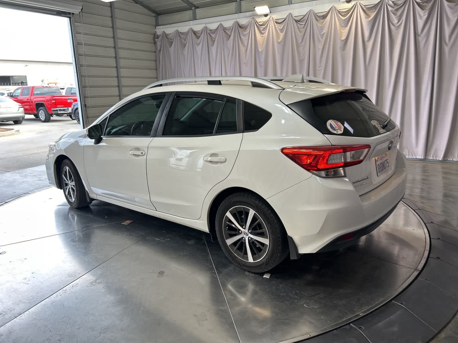 Thumbnail: 2019 Subaru Impreza - 14