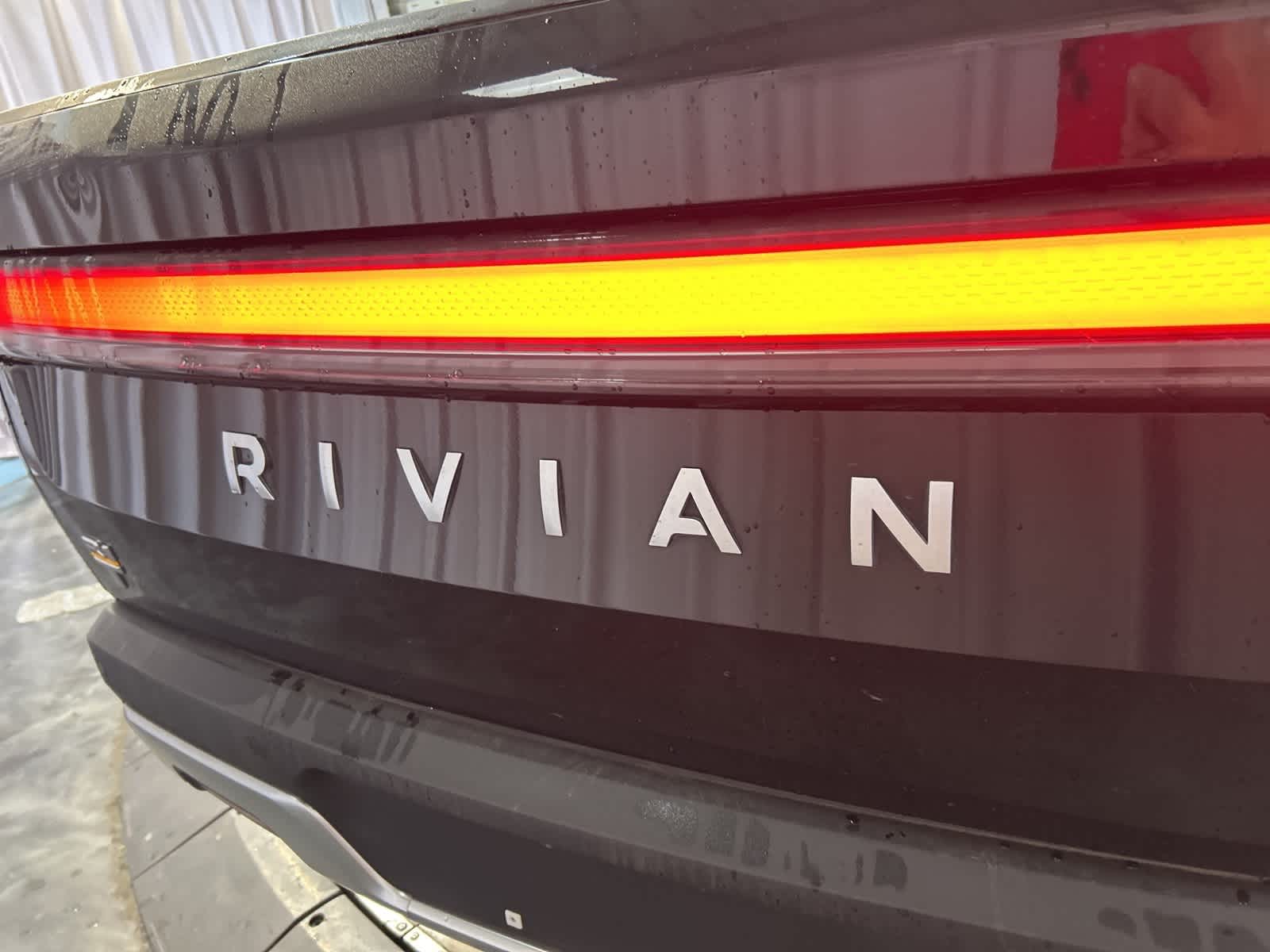 Thumbnail: 2022 Rivian R1T - 11