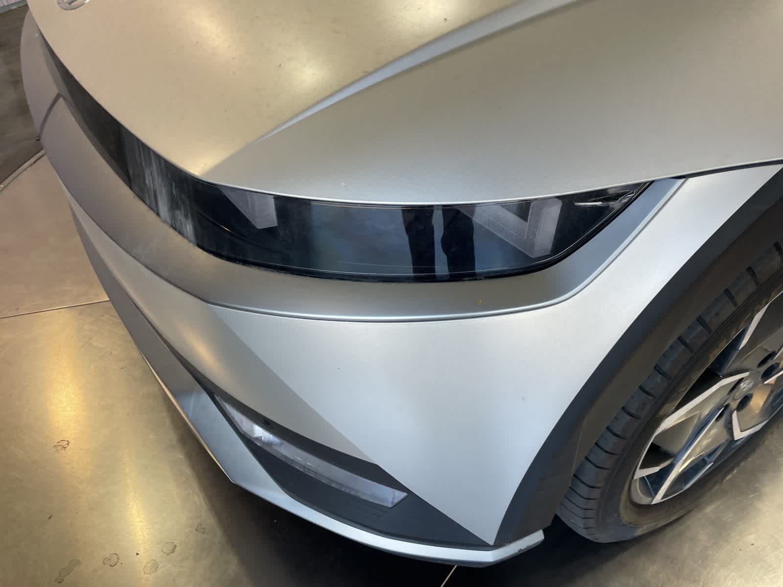 Thumbnail: 2023 Hyundai Ioniq 5 - 12