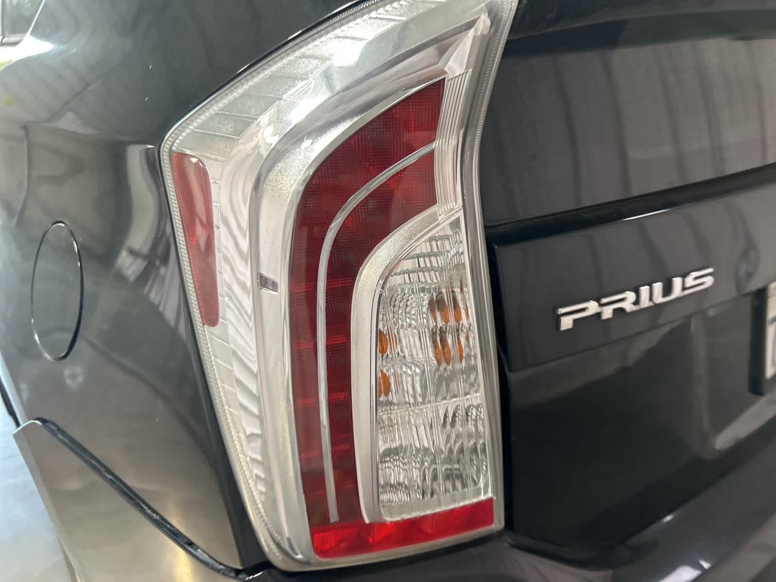 Thumbnail: 2013 Toyota Prius - 14