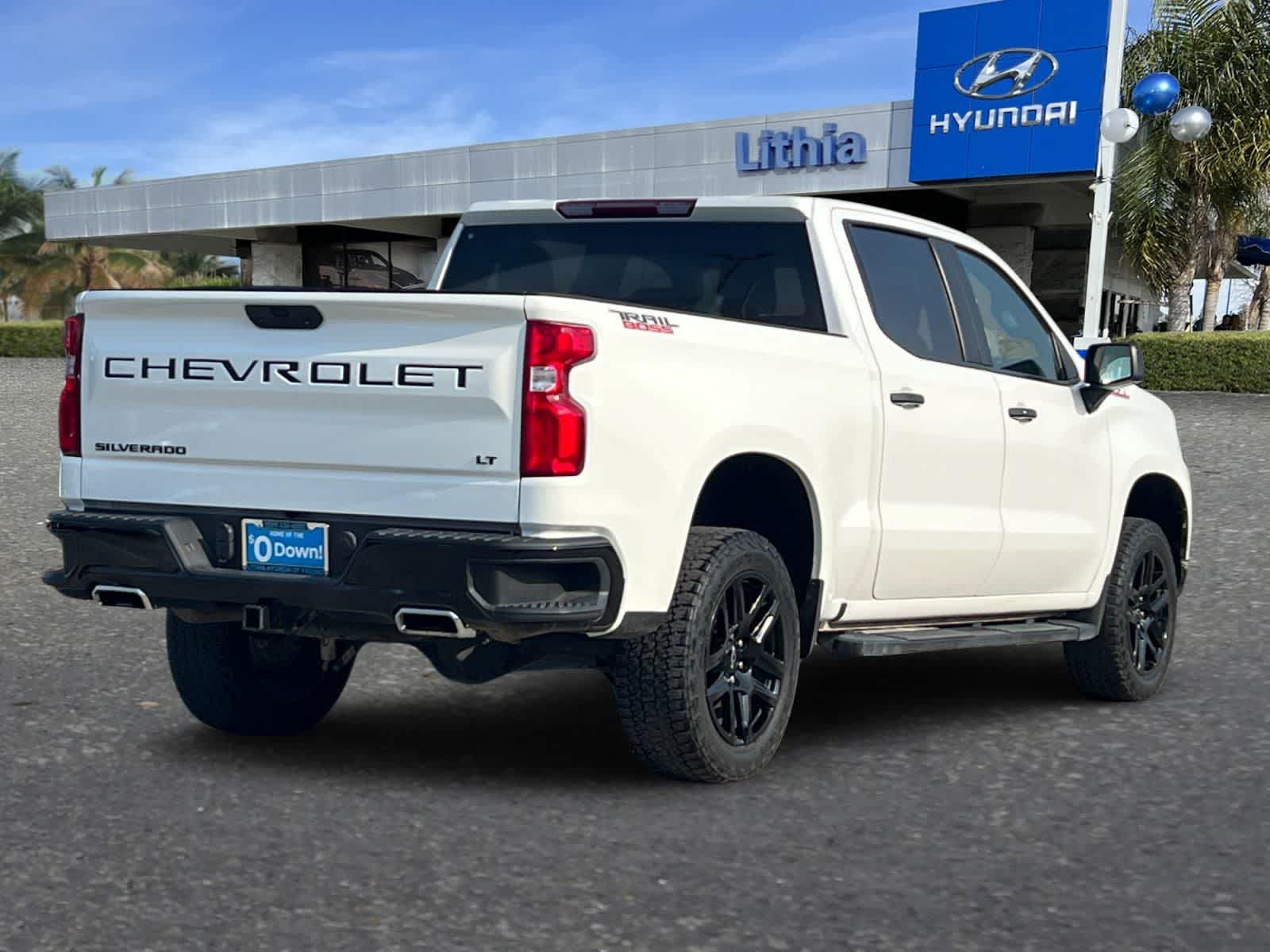 Thumbnail: 2021 Chevrolet Silverado 1500 - 3