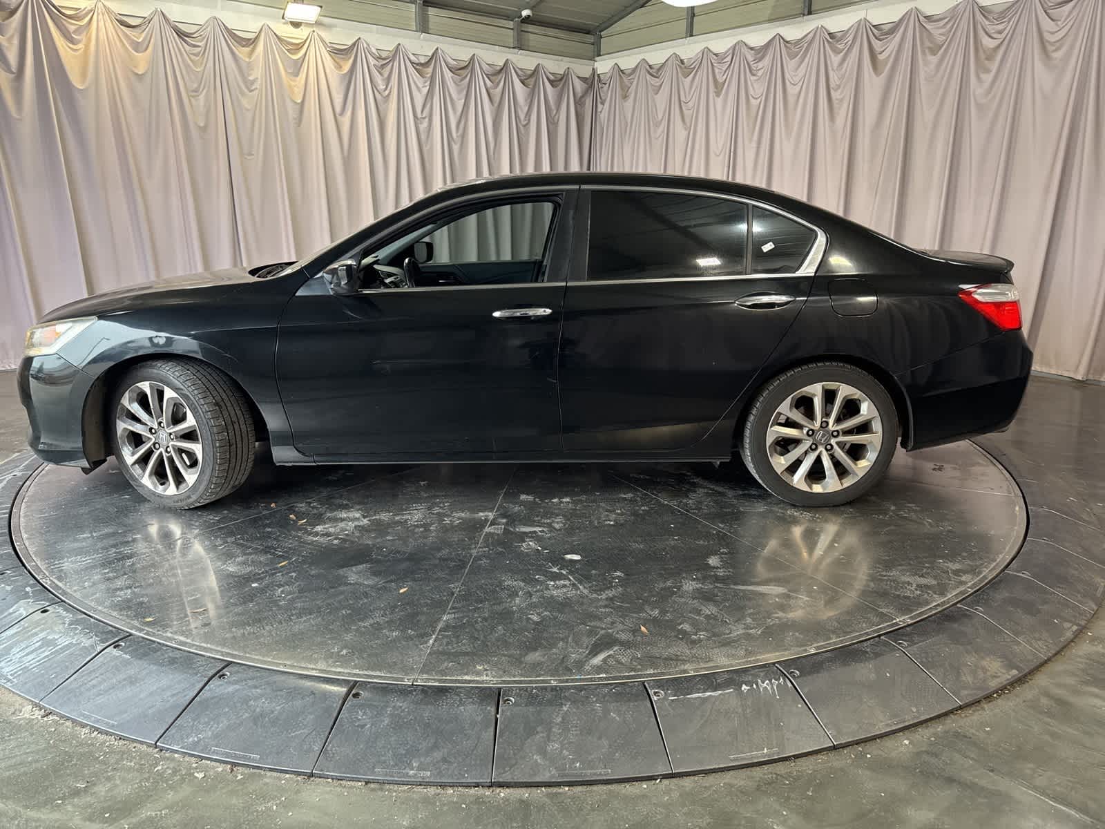 Thumbnail: 2015 Honda Accord - 8