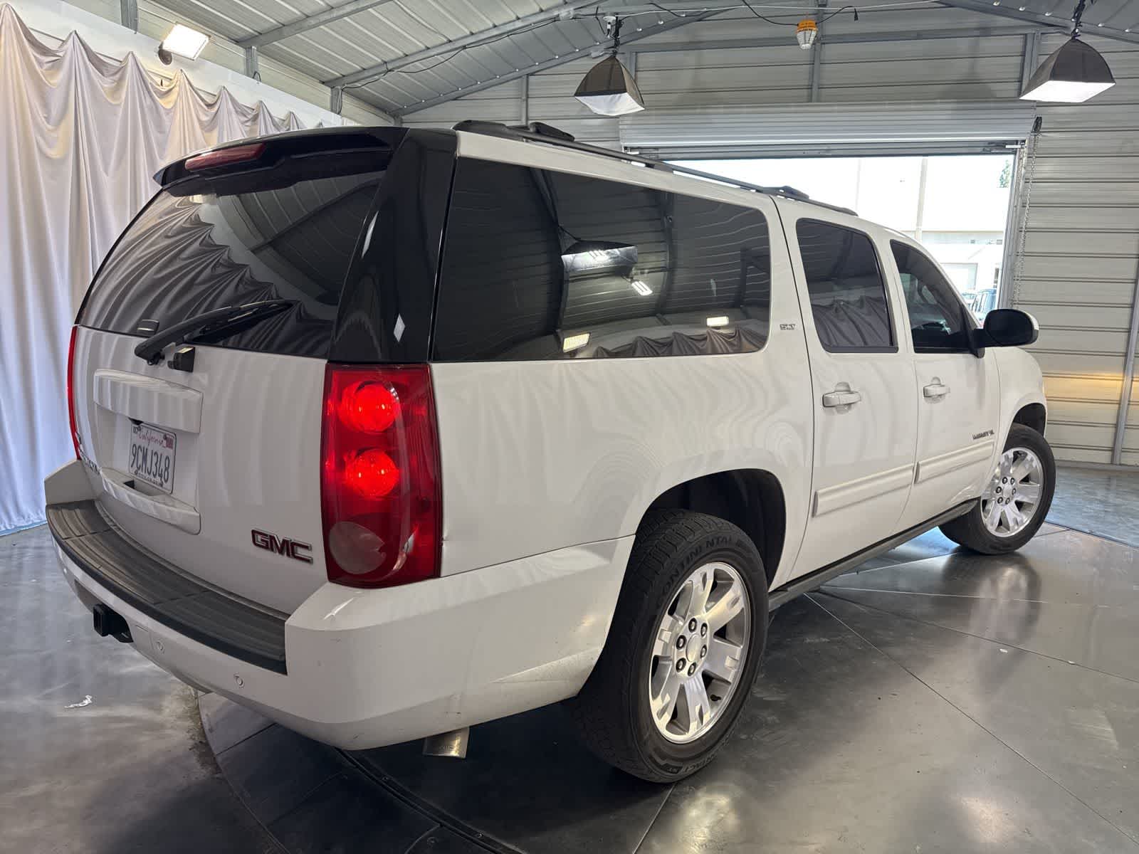 2012 GMC Yukon XL 1500 SLT photo 4