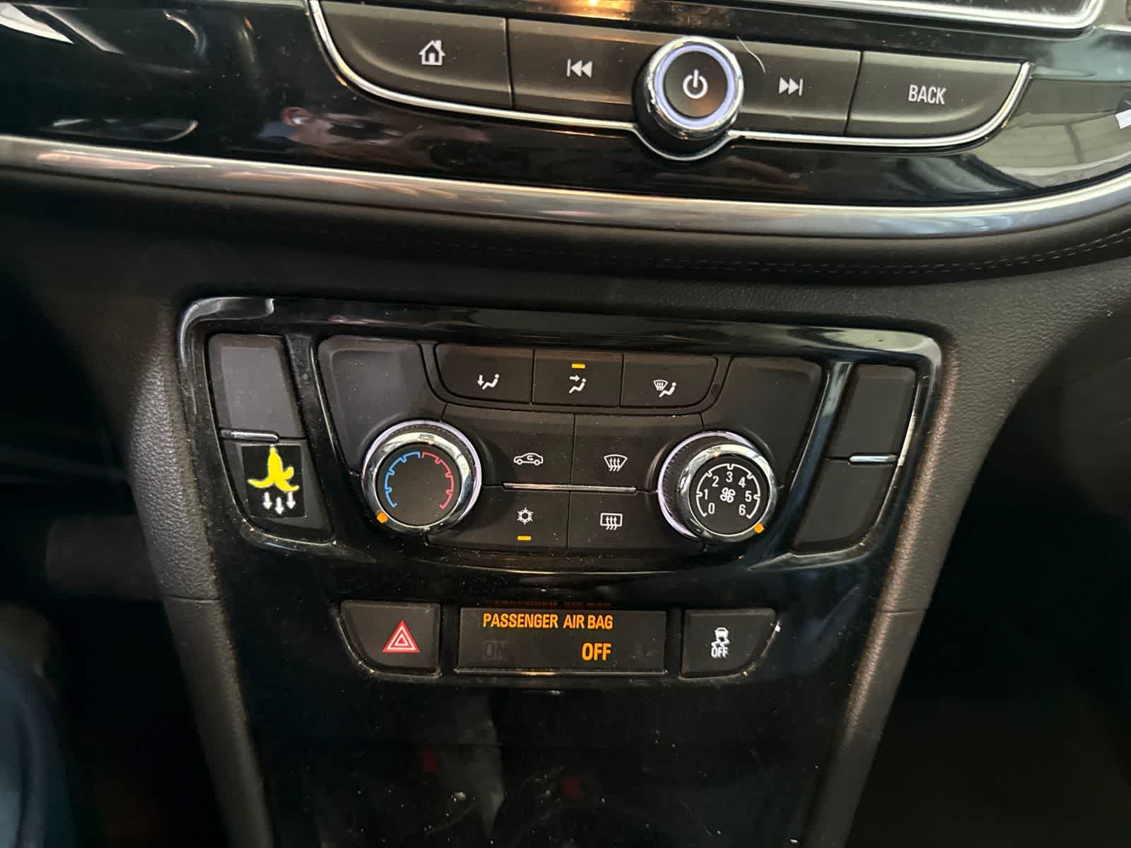 Thumbnail: 2019 Buick Encore - 23