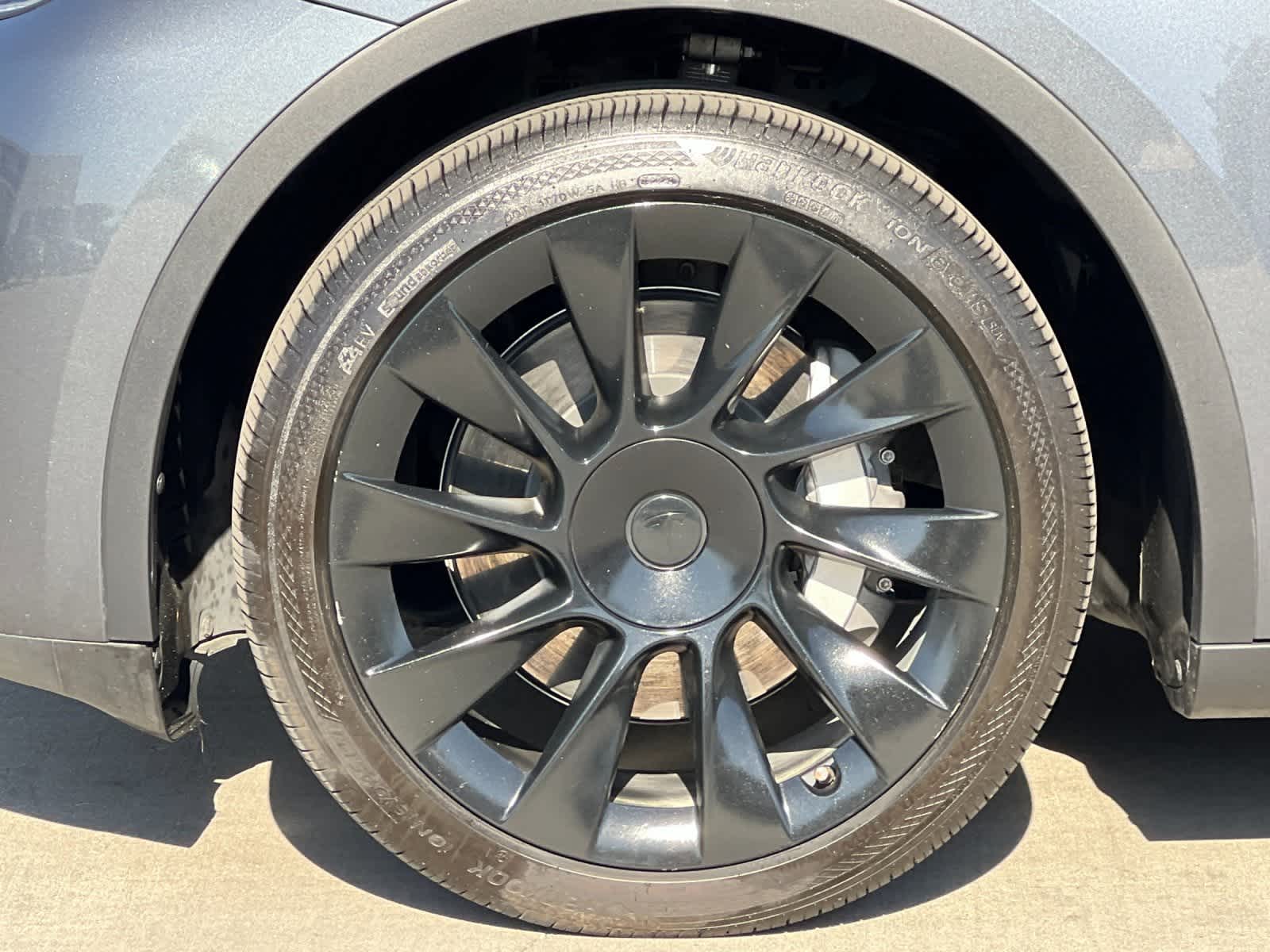 Thumbnail: 2023 Tesla Model Y - 27