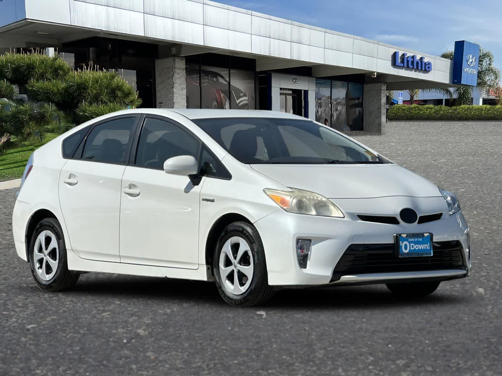 Thumbnail: 2013 Toyota Prius - 10