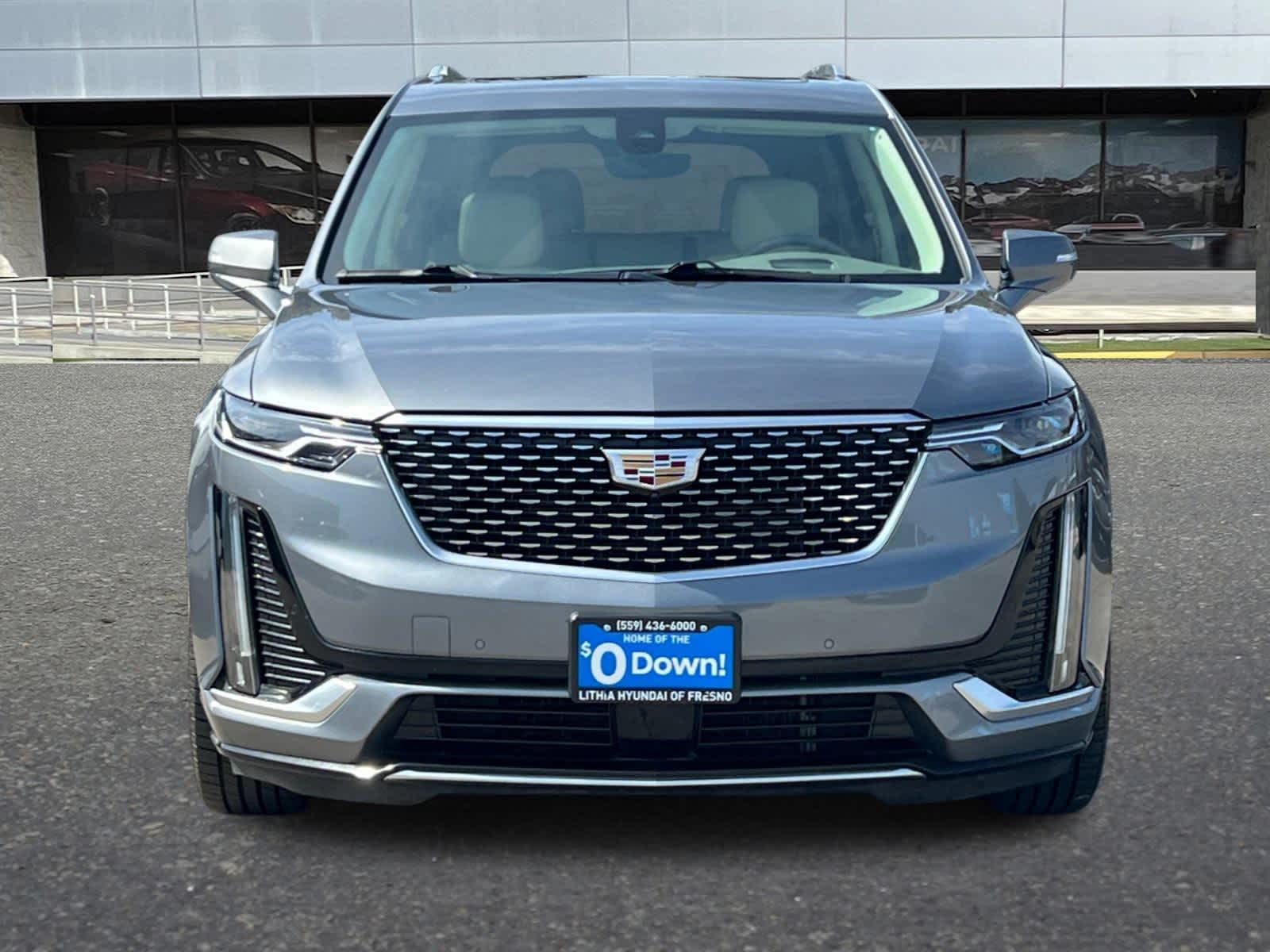 Thumbnail: 2022 Cadillac XT6 - 10