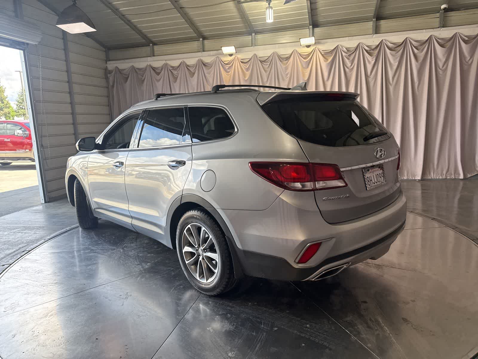 2018 Hyundai Santa Fe SE photo 6