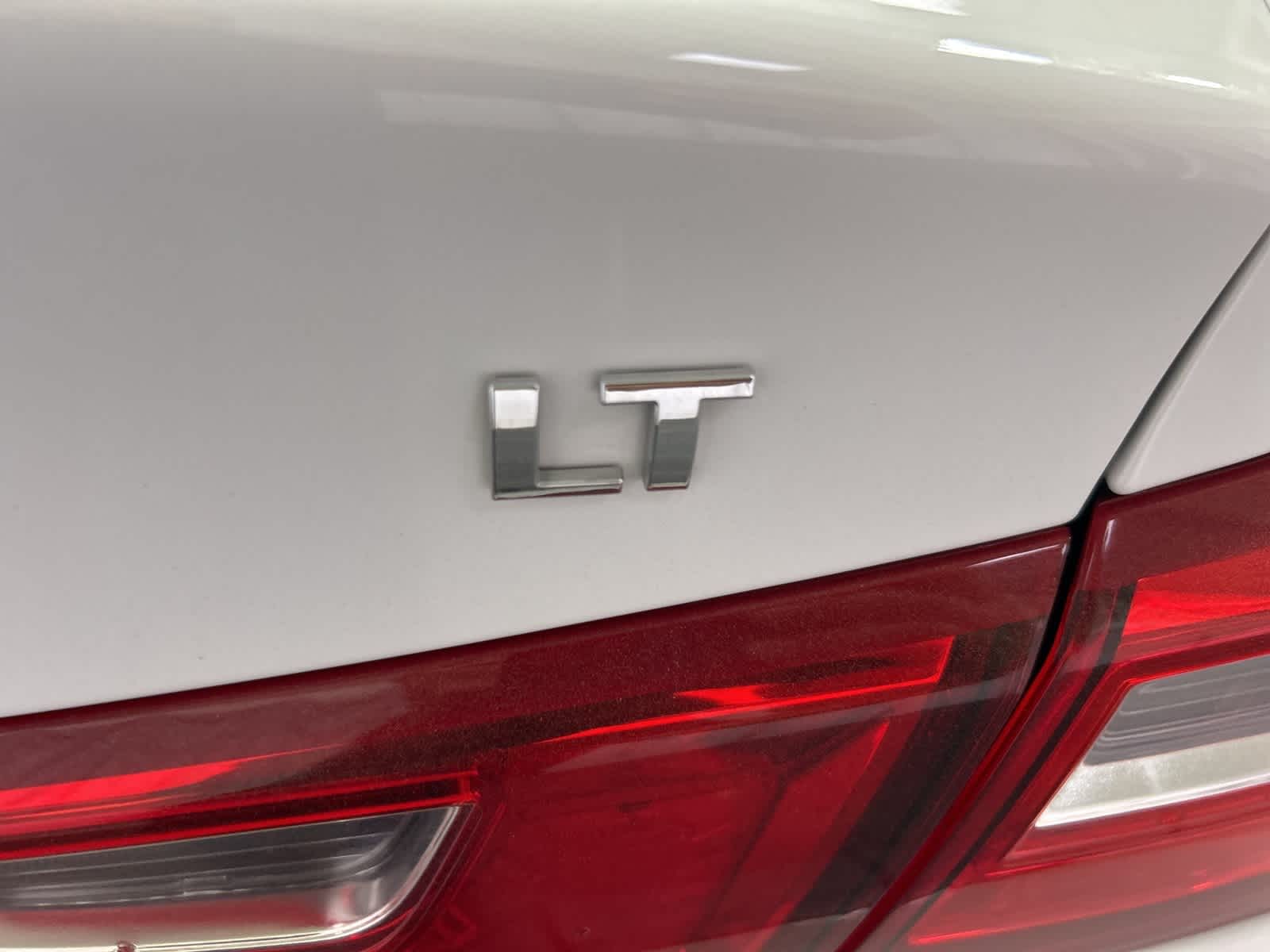 Thumbnail: 2024 Chevrolet Malibu - 11