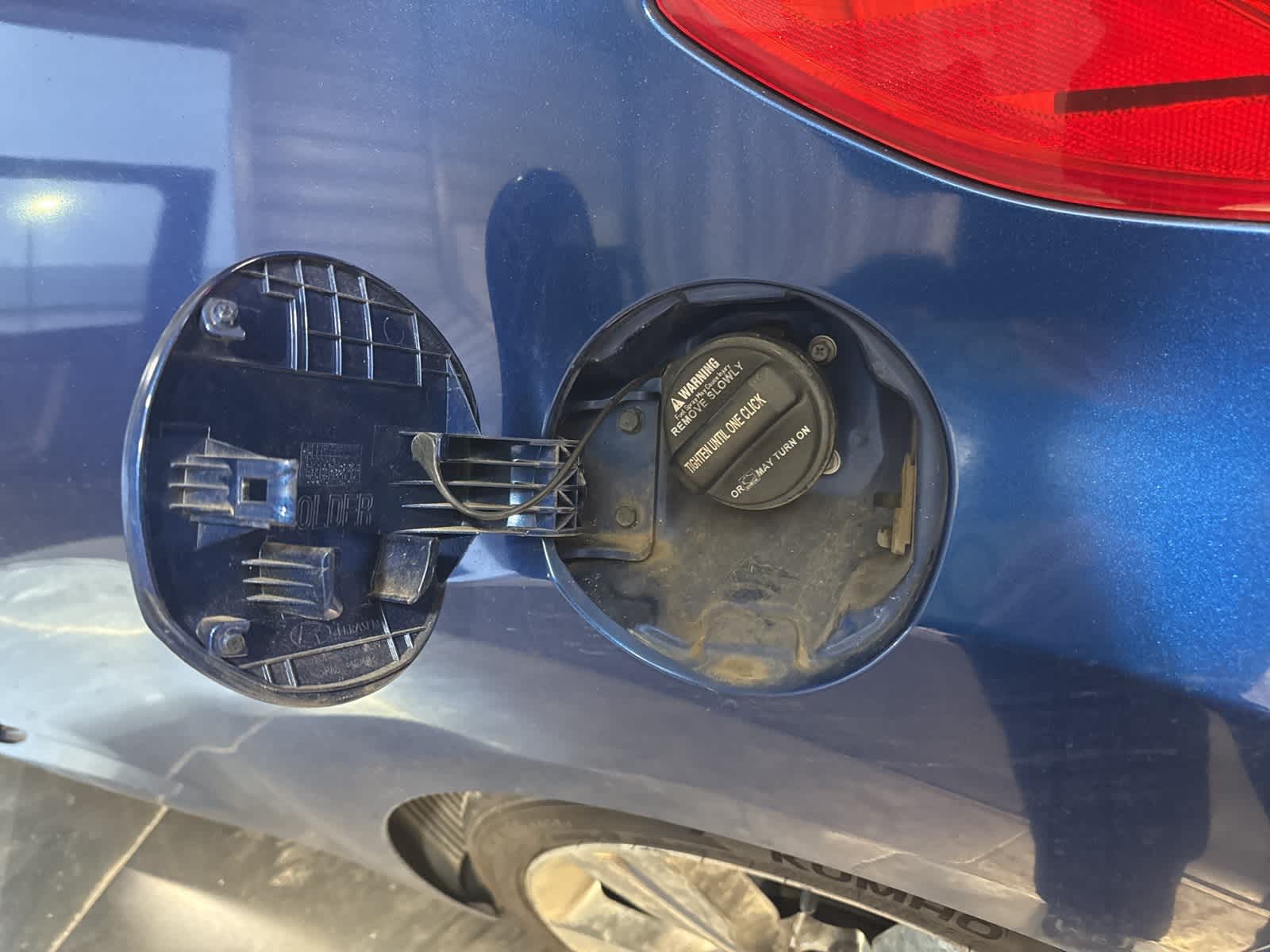 Thumbnail: 2016 Hyundai Veloster - 12