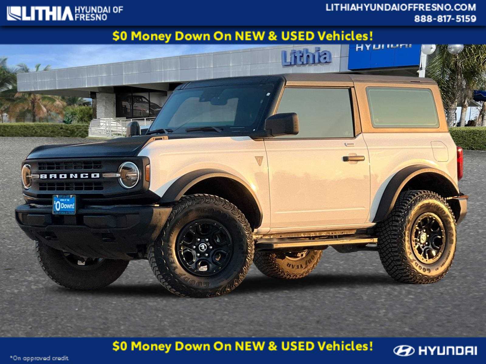 Thumbnail: 2022 Ford Bronco - 1