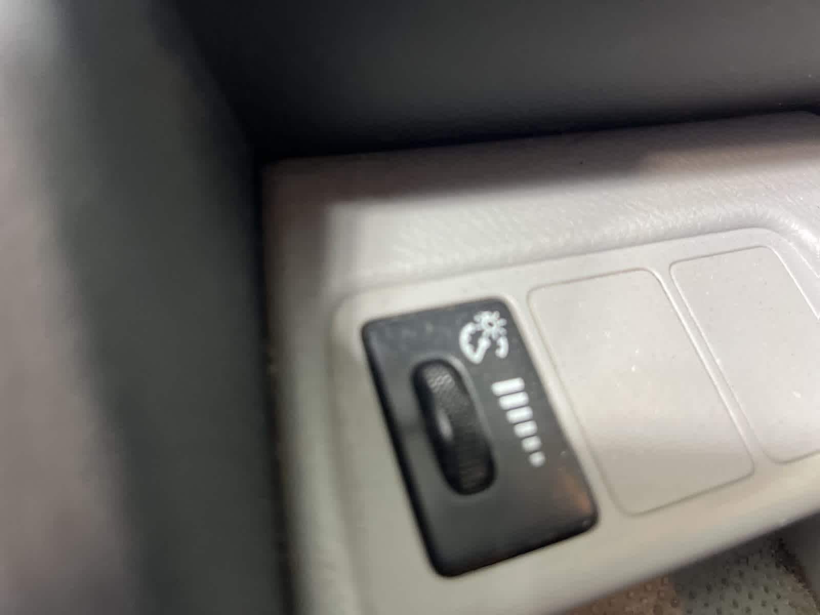 Thumbnail: 2011 Toyota RAV4 - 24