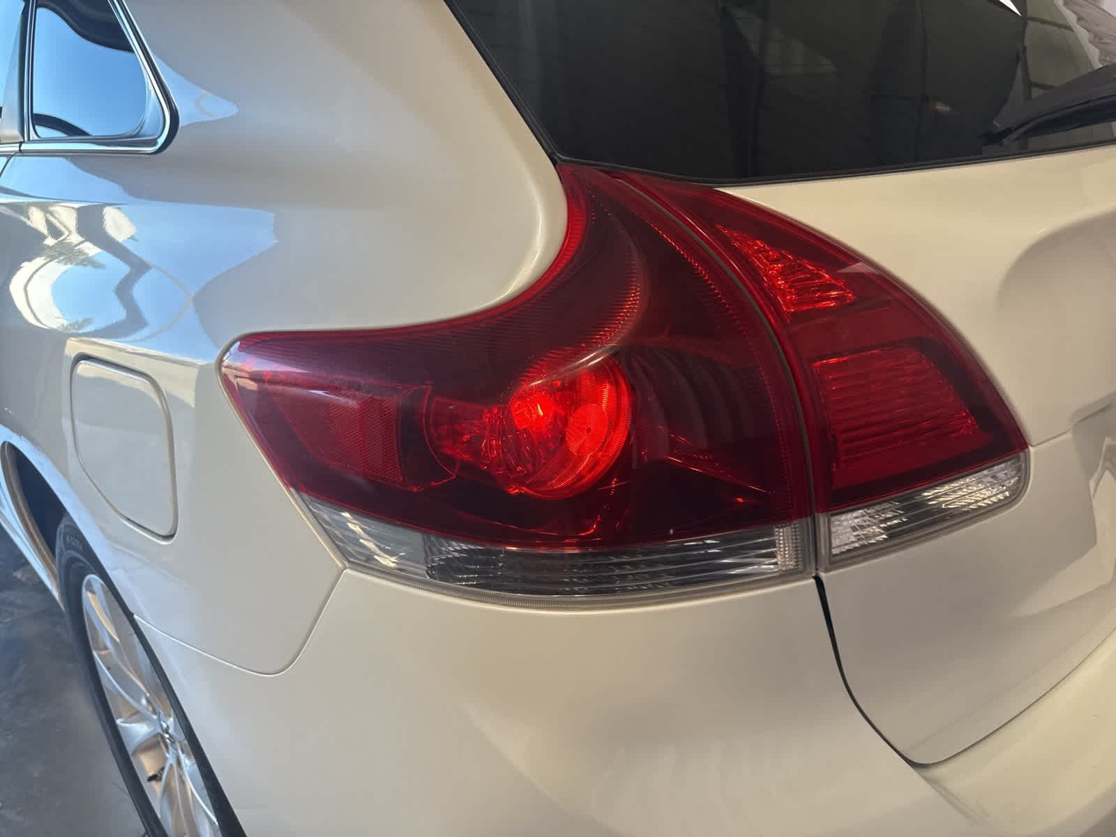 Thumbnail: 2013 Toyota Venza - 12