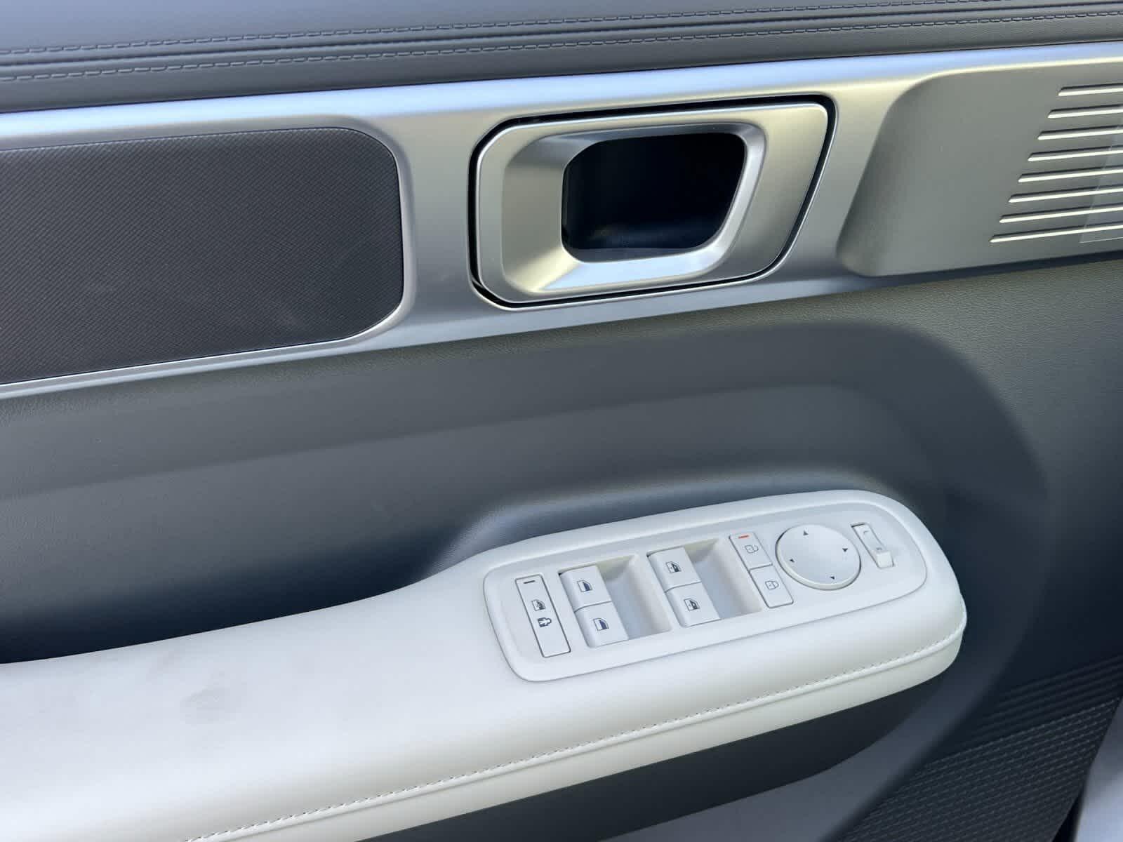 Thumbnail: 2026 Hyundai Santa Fe - 12