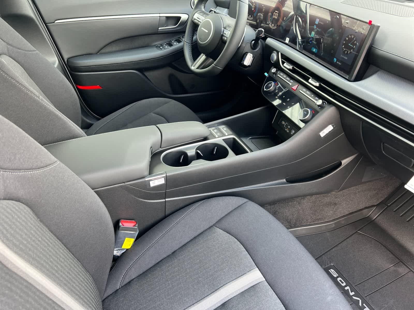 Thumbnail: 2025 Hyundai Sonata - 16