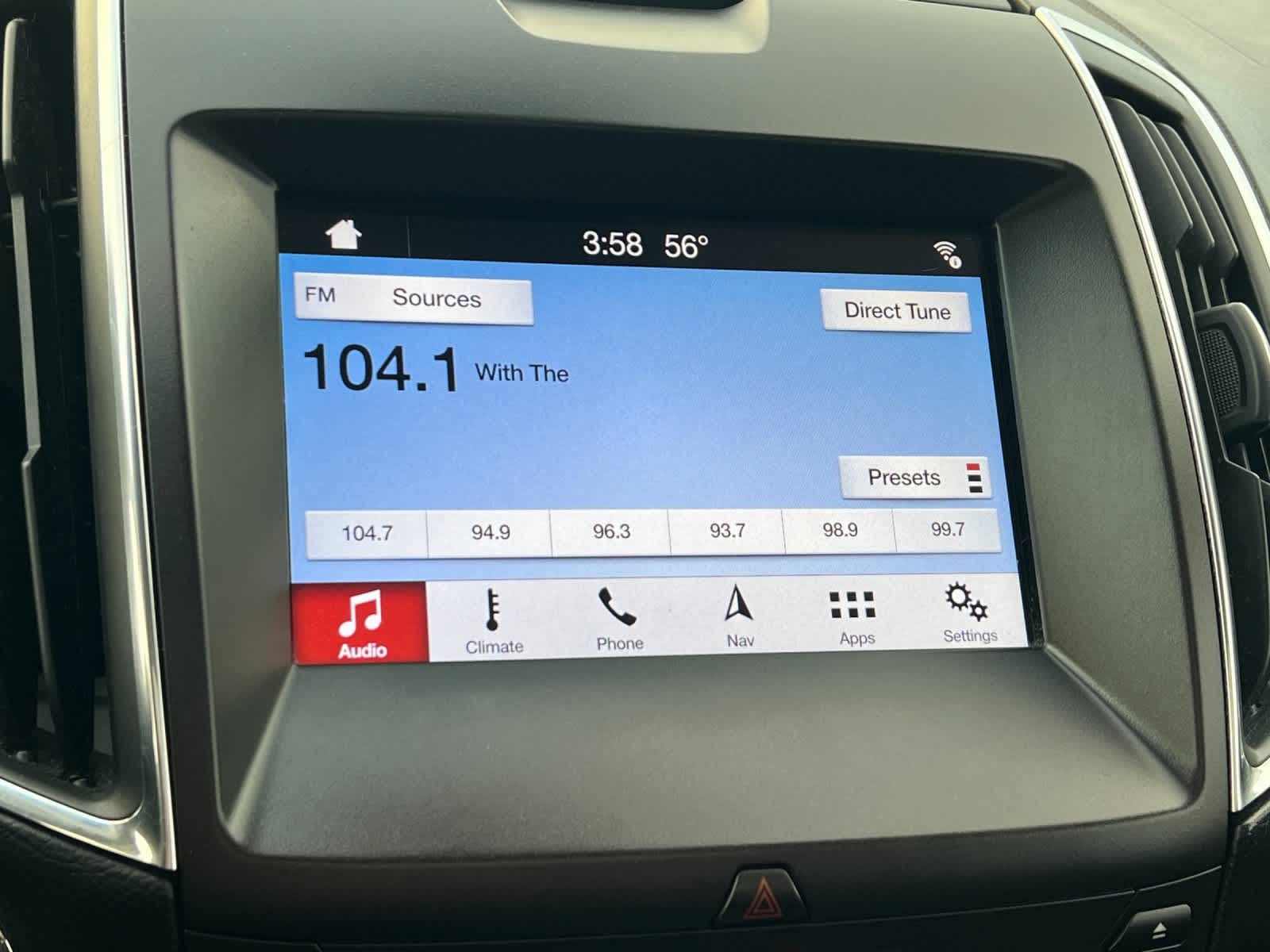 Thumbnail: 2018 Ford Edge - 18