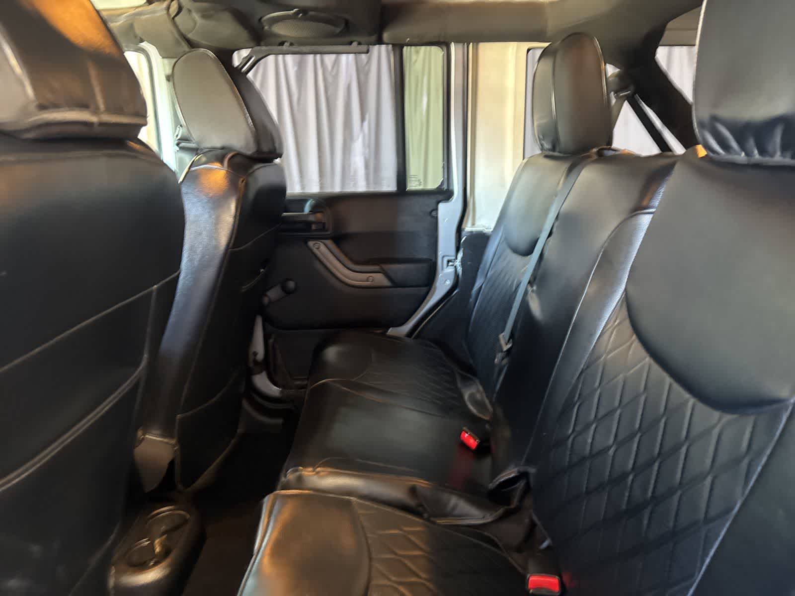 Thumbnail: 2013 Jeep Wrangler - 13