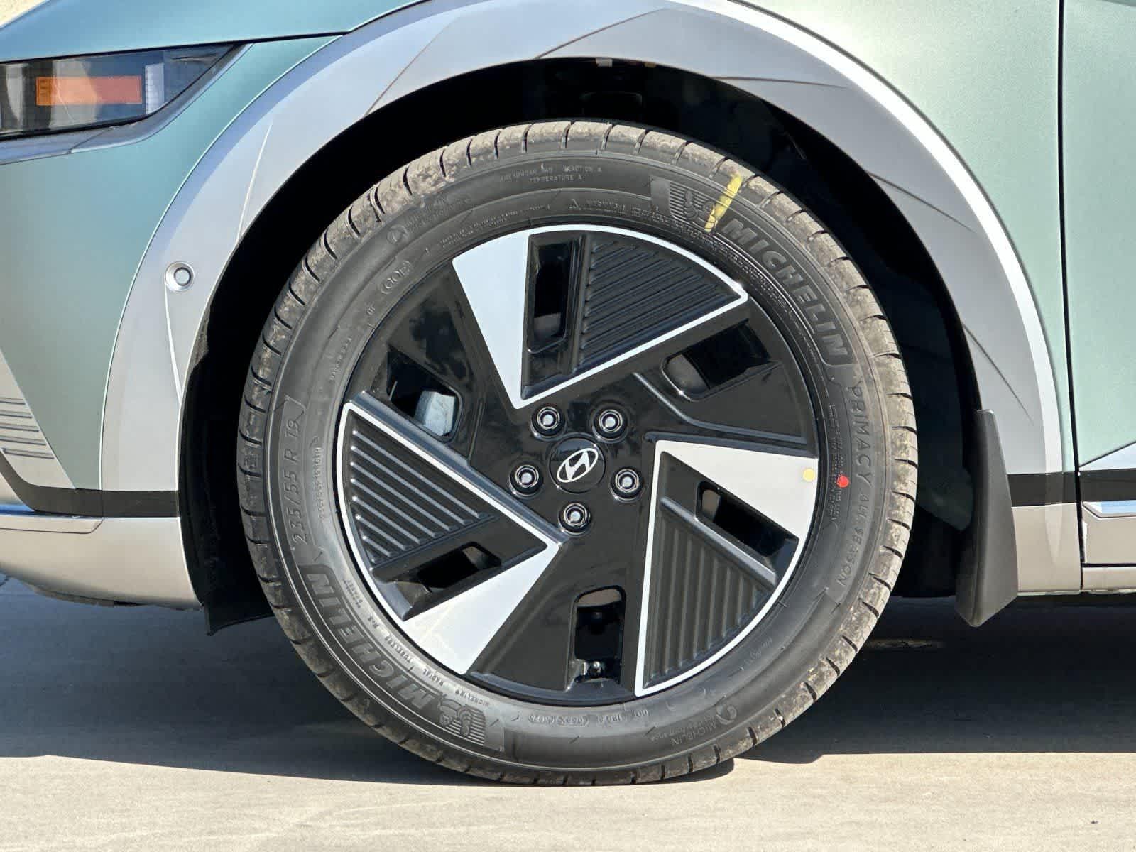 Thumbnail: 2026 Hyundai Ioniq 5 - 26