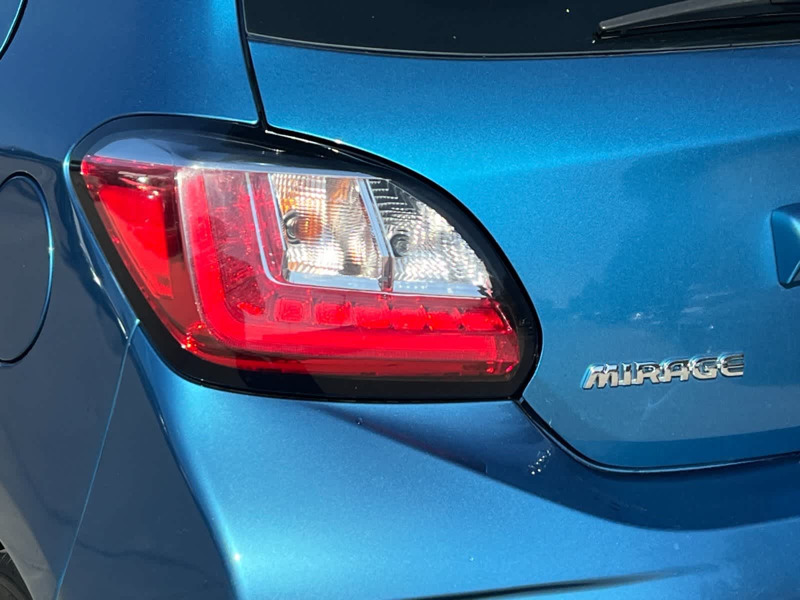 Thumbnail: 2021 Mitsubishi Mirage - 25