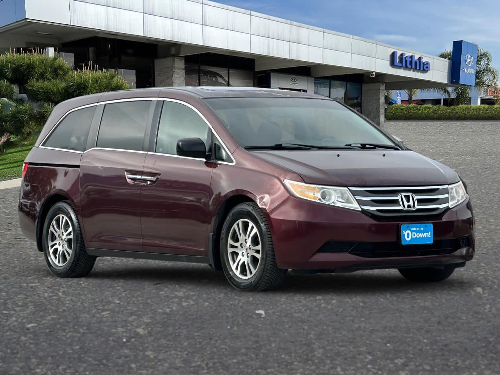 Thumbnail: 2012 Honda Odyssey - 9