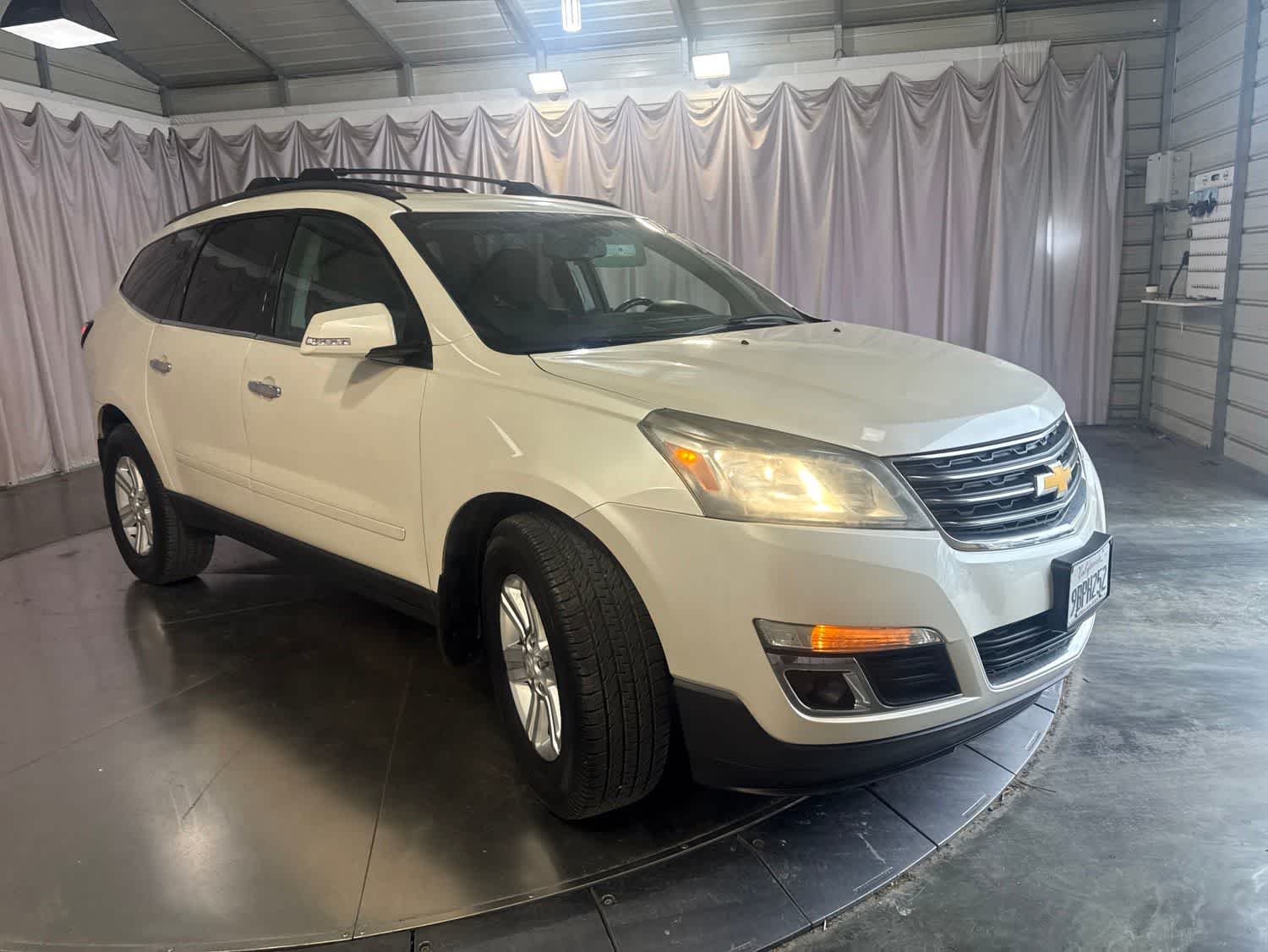 Thumbnail: 2014 Chevrolet Traverse - 3