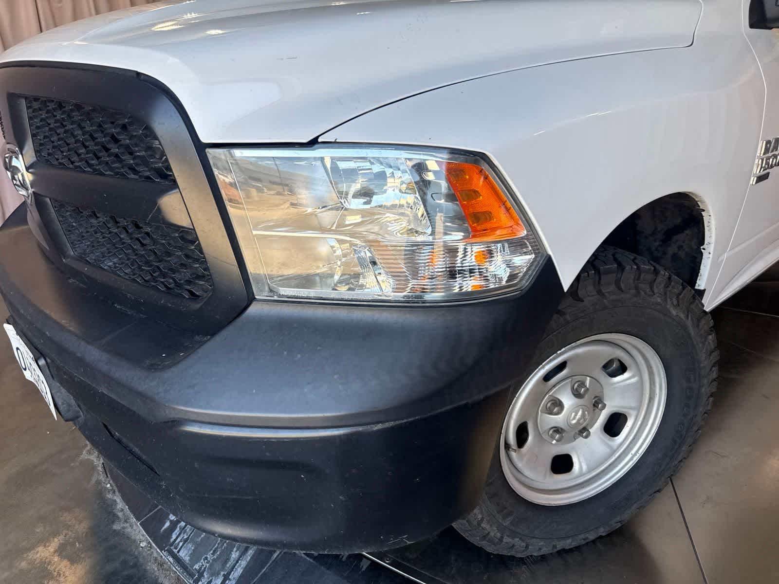 Thumbnail: 2022 RAM 1500 Classic - 9