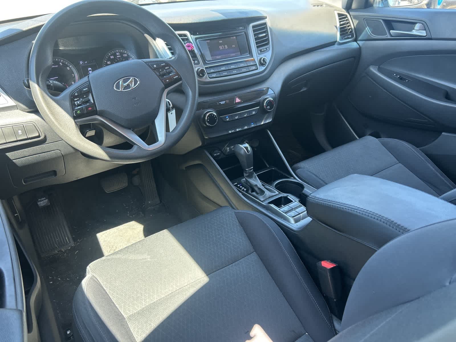 Thumbnail: 2016 Hyundai Tucson - 21