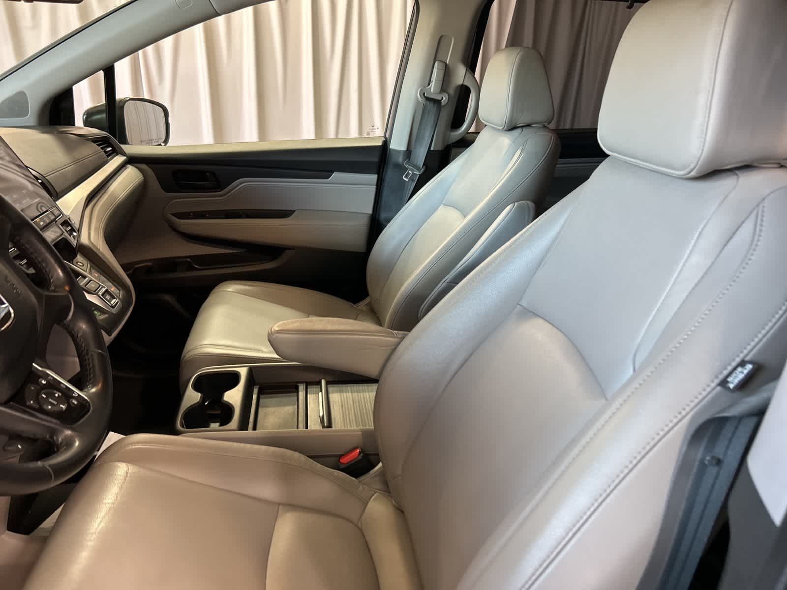 Thumbnail: 2019 Honda Odyssey - 23