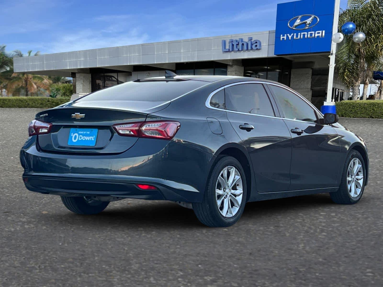 Thumbnail: 2019 Chevrolet Malibu - 2