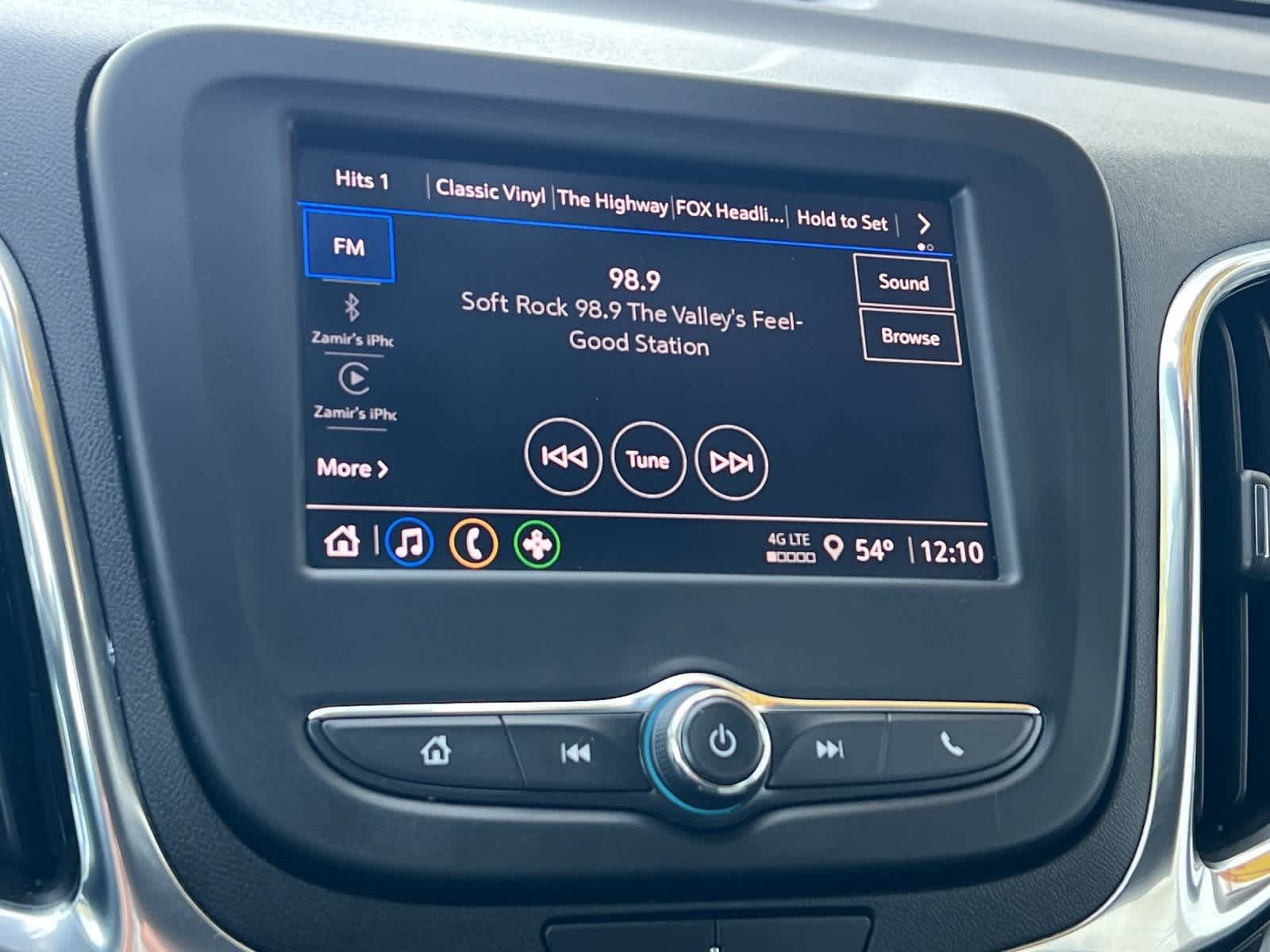 Thumbnail: 2023 Chevrolet Equinox - 18