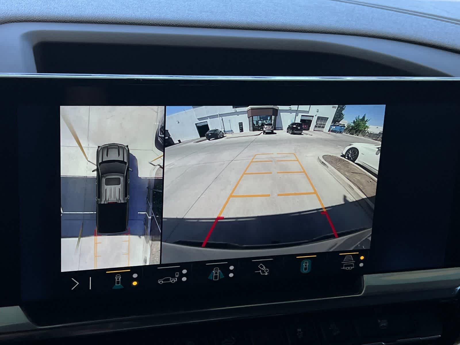 Thumbnail: 2023 Chevrolet Silverado 1500 - 19