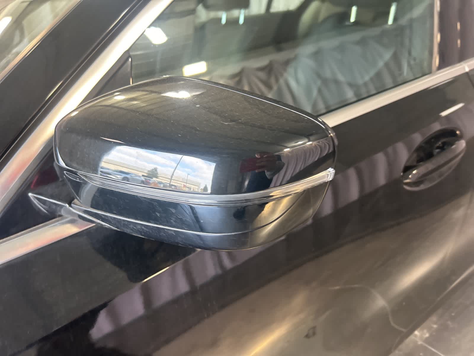 Thumbnail: 2024 BMW 3 Series - 16