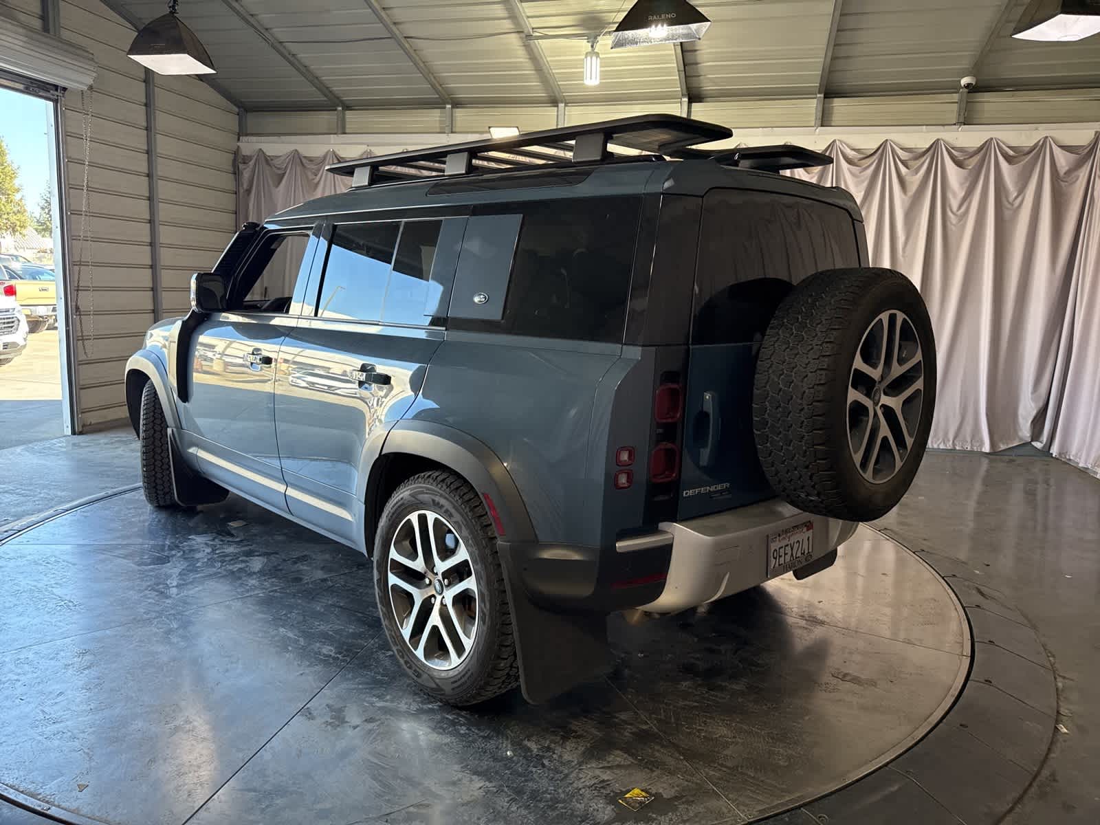 Thumbnail: 2020 Land Rover Defender - 7